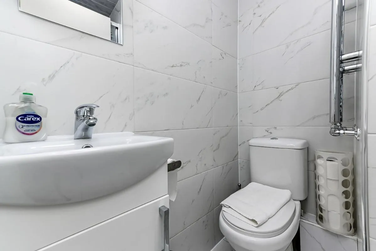 Bathroom in Charlotte Street Rooms by News Hotel