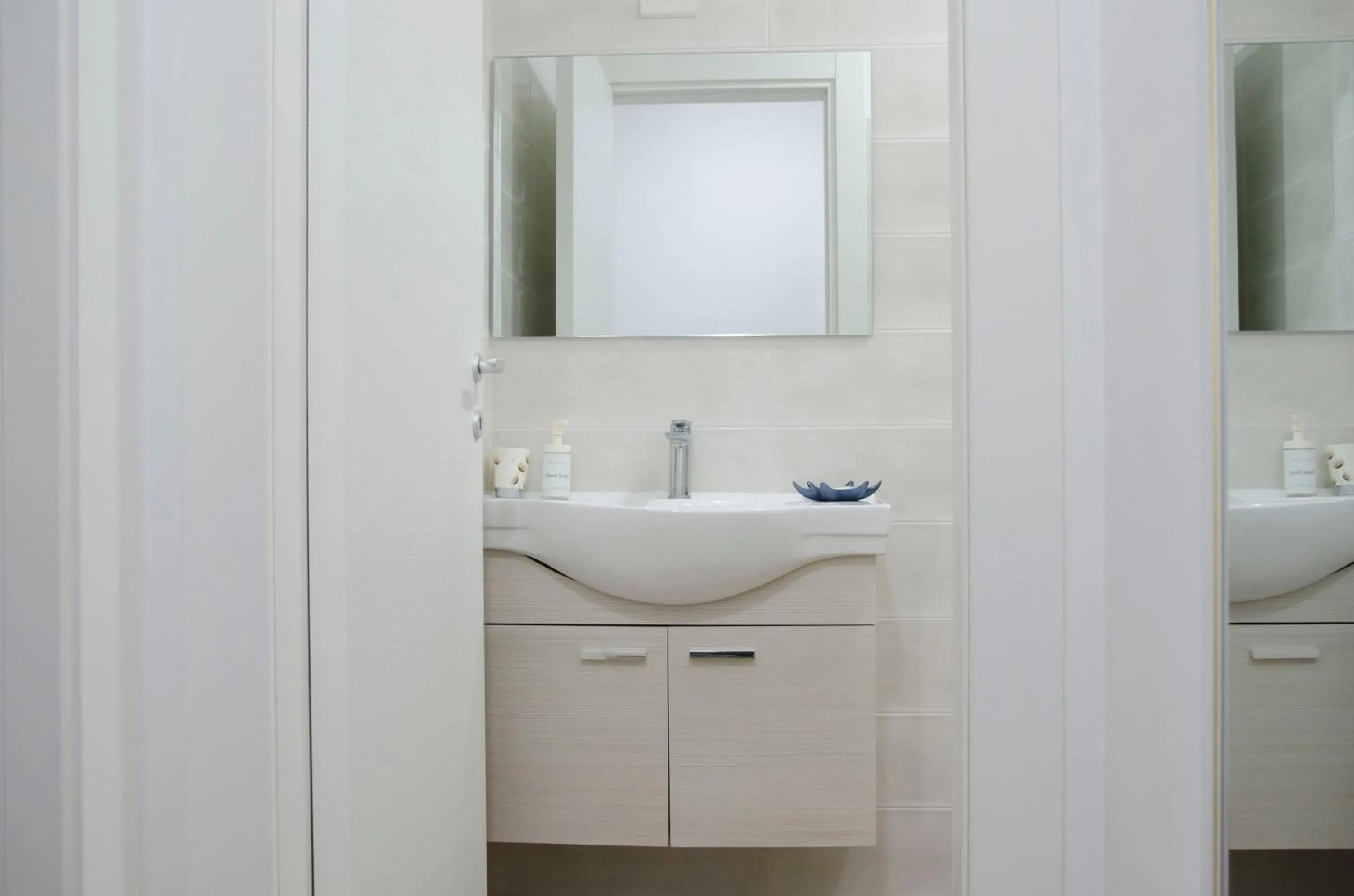 Bathroom in Residence La Perla Marzamemi