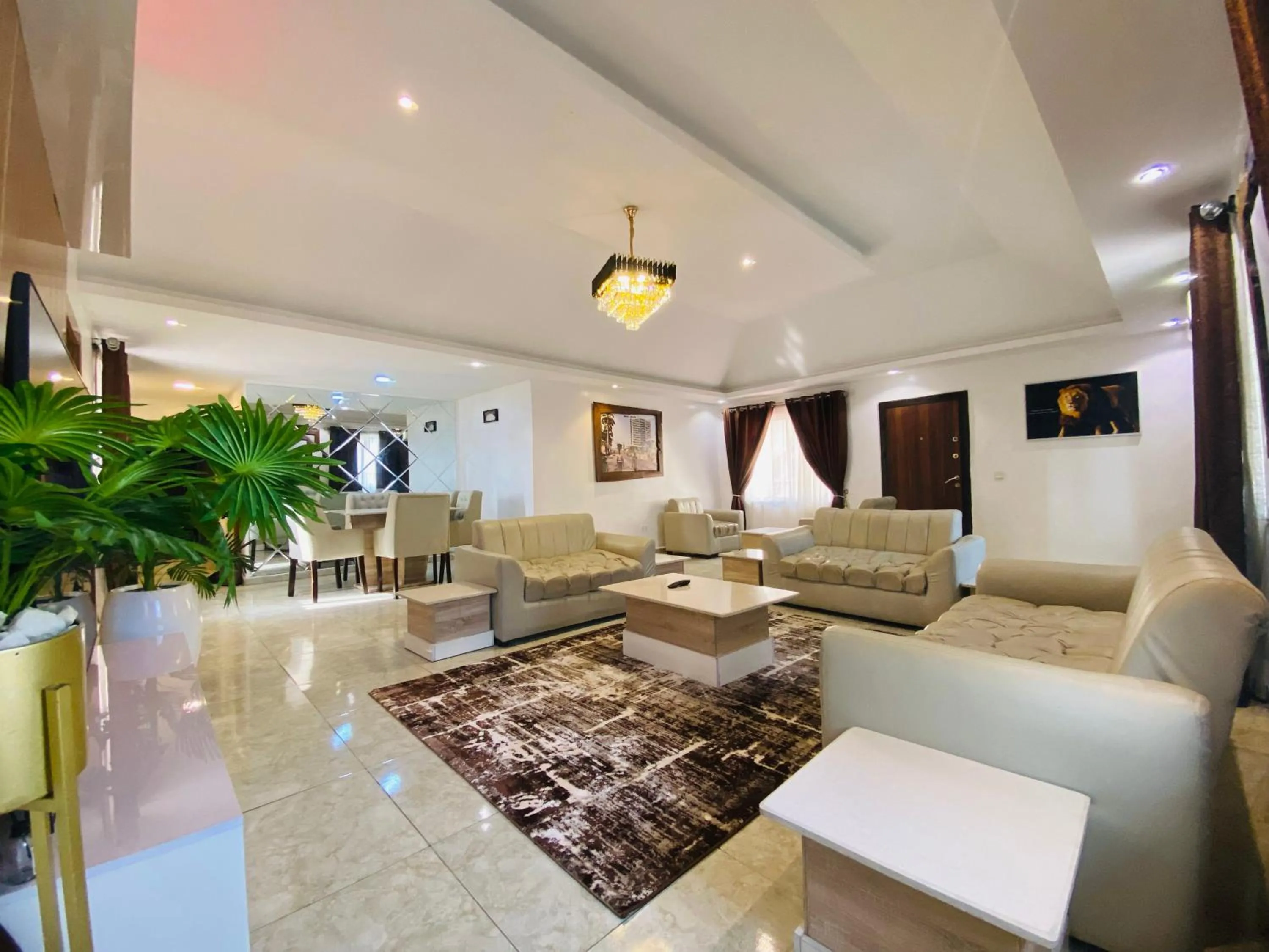 Presken Hotel Victoria Island, Bishop Oluwole