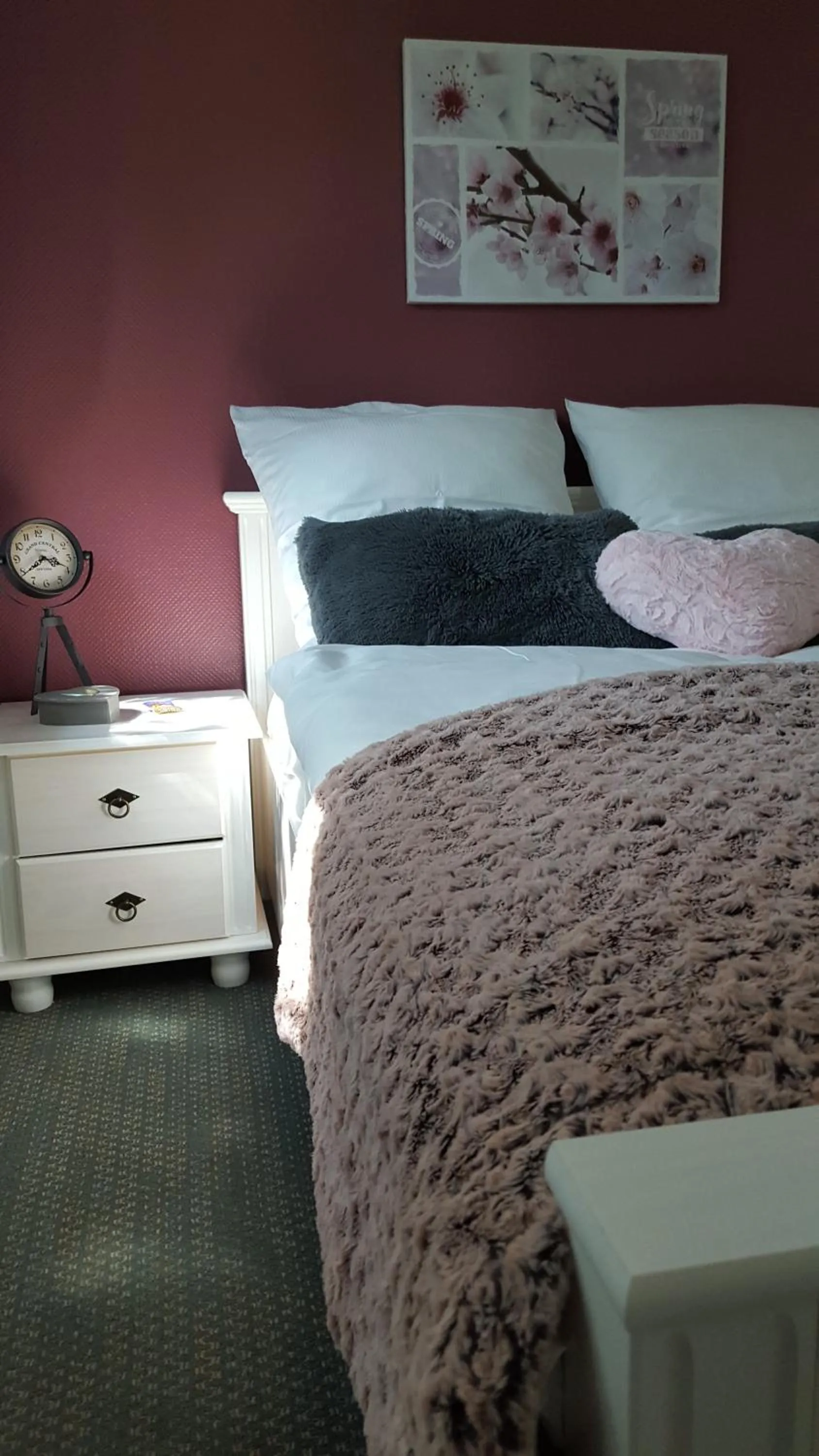 Photo of the whole room, Bed in ReVital & Wohlfühlhotel Steimker Hof