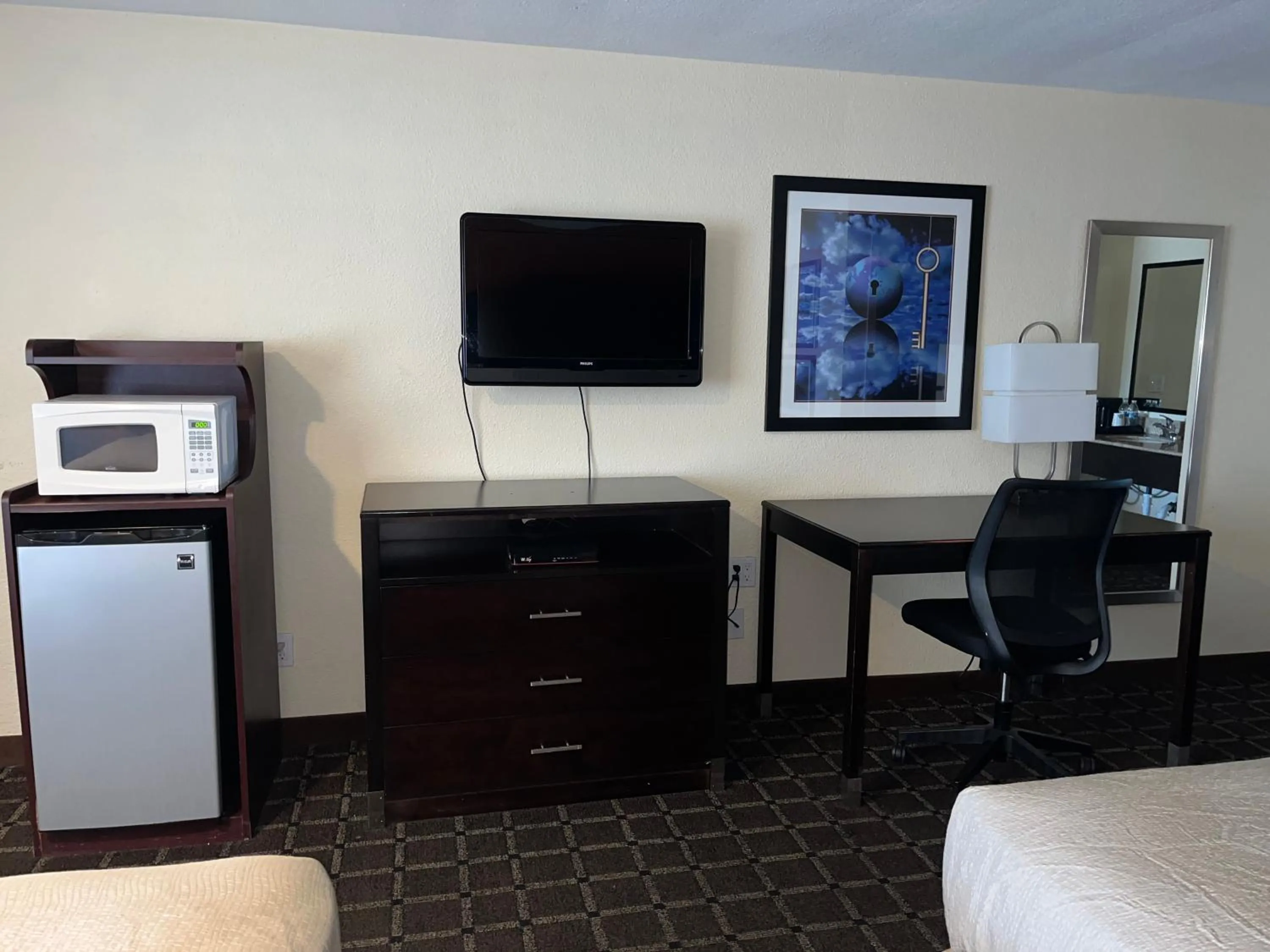 Oregon Trail Inn and Suites