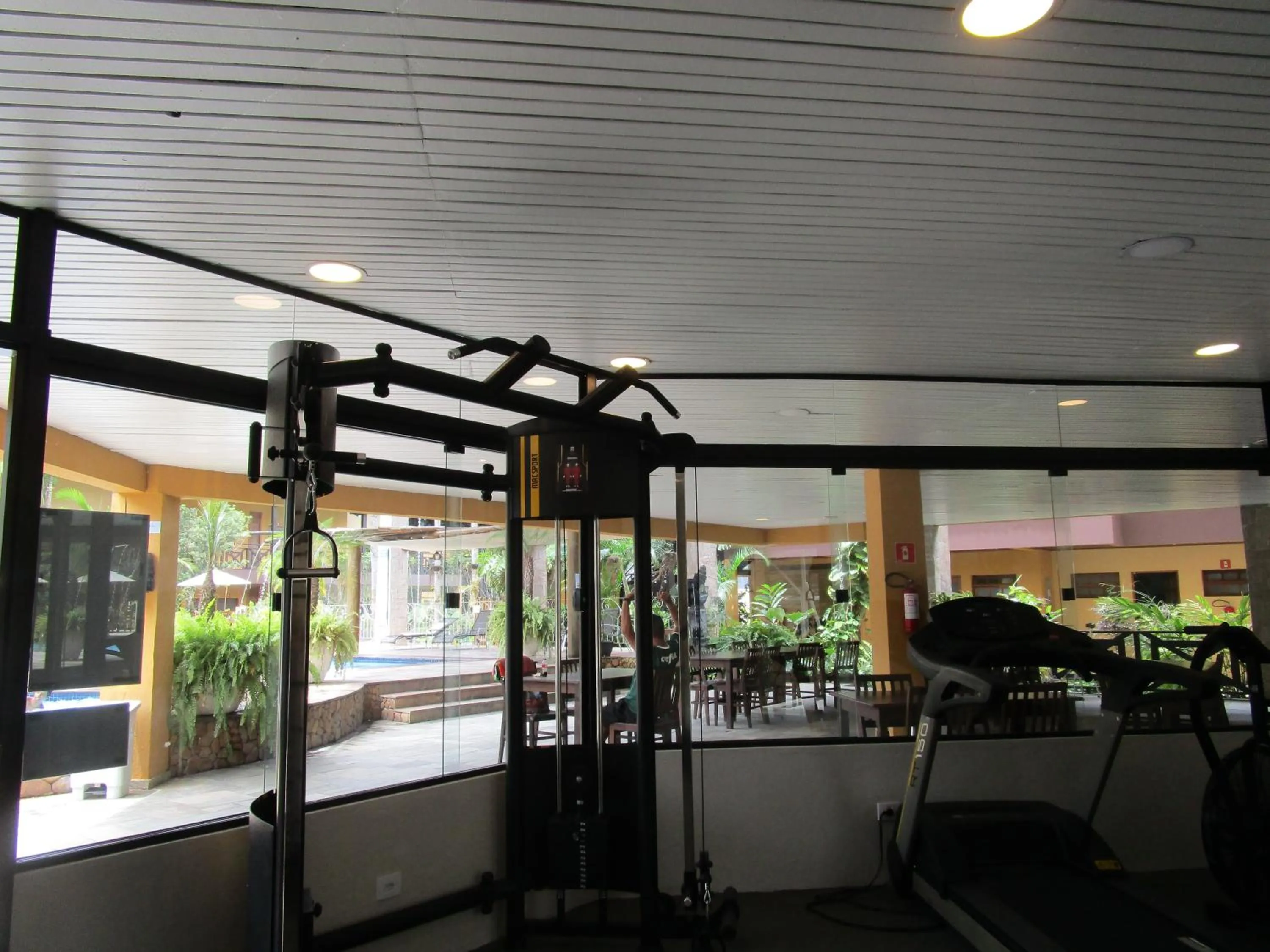 Fitness centre/facilities in Ilha flat Hotel Suíte Swaenen II