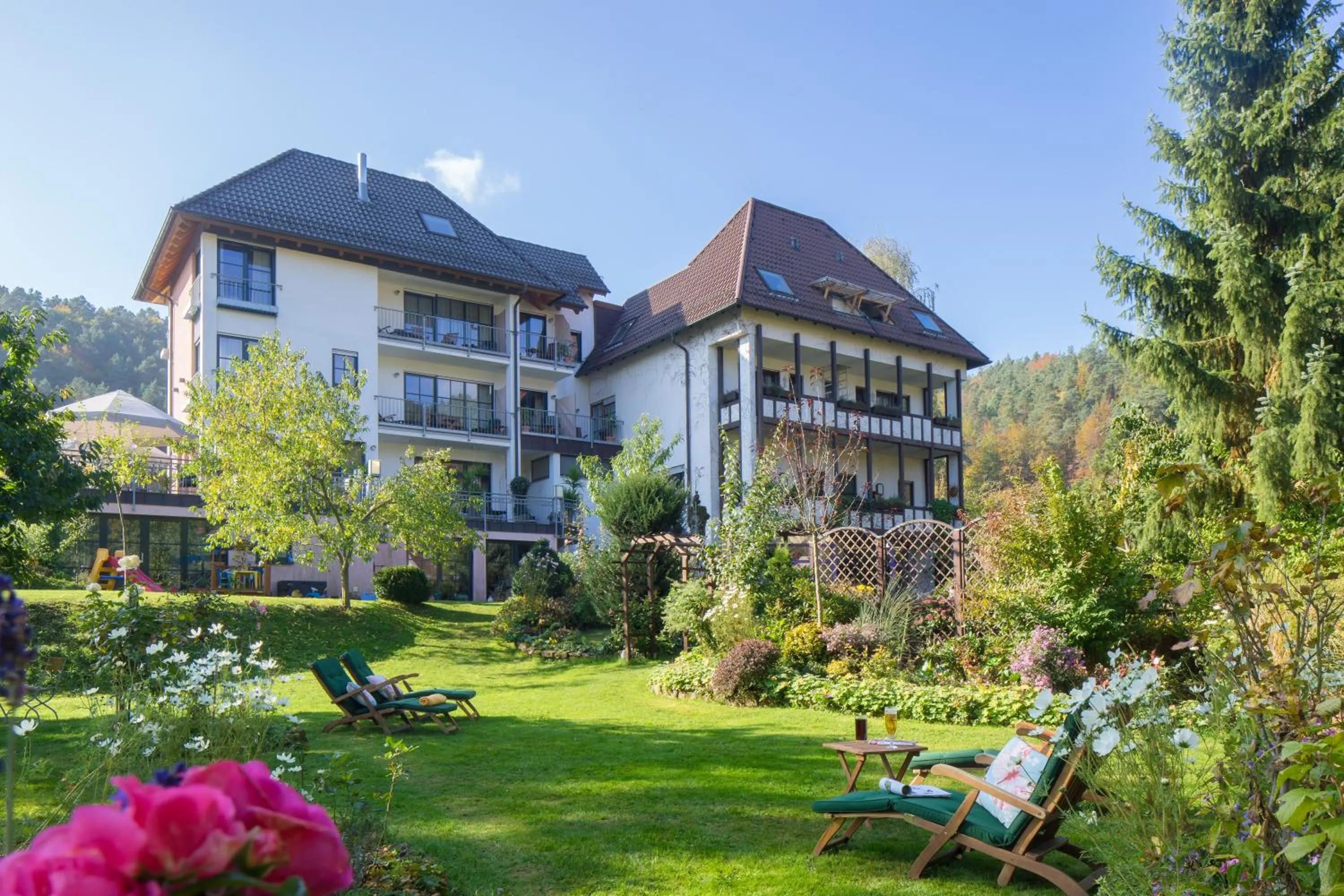 Property building in Waldhotel Felsentor