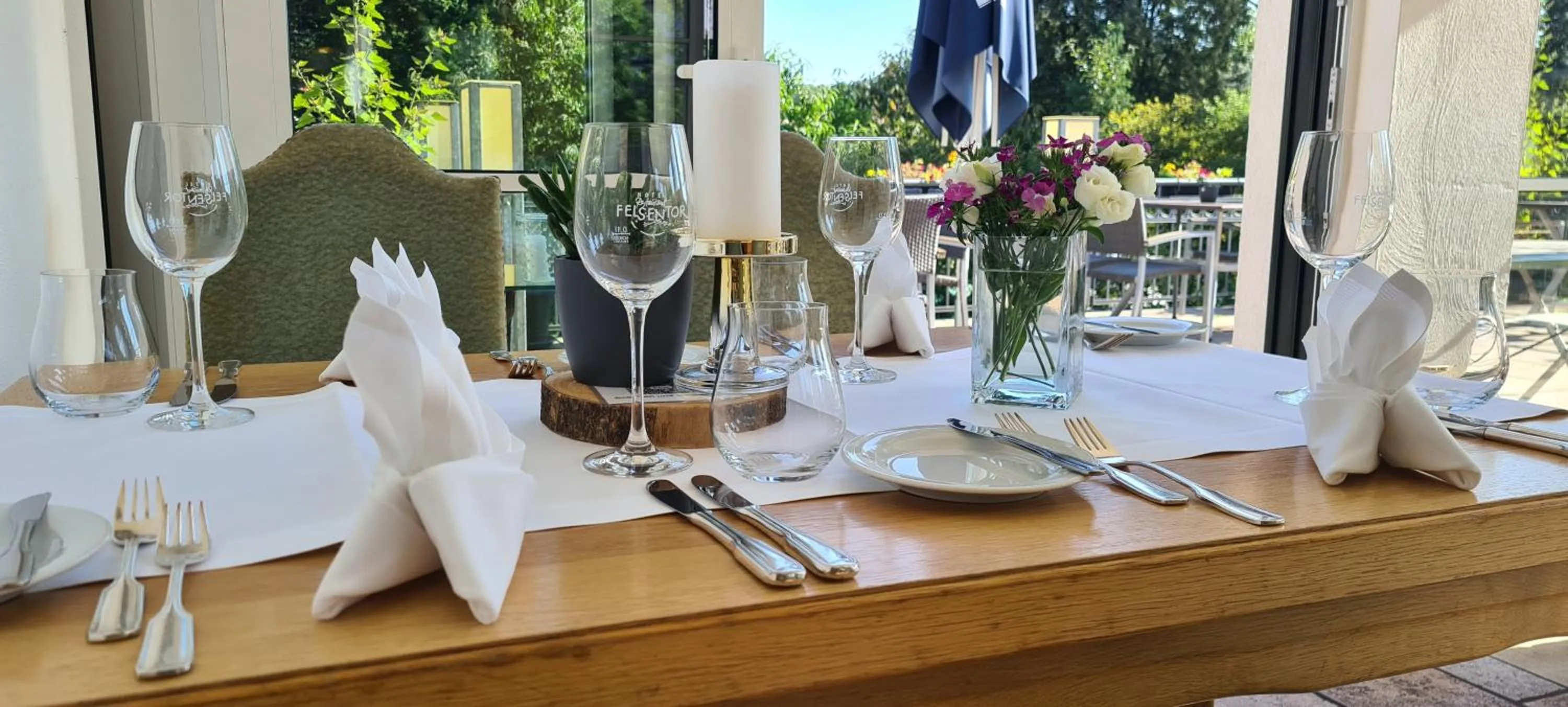 Restaurant/places to eat in Waldhotel Felsentor