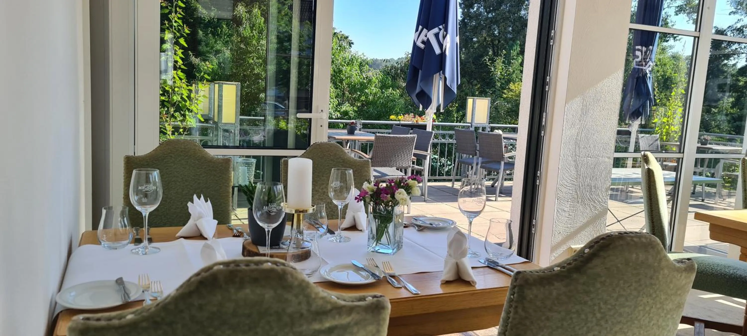 Restaurant/places to eat in Waldhotel Felsentor