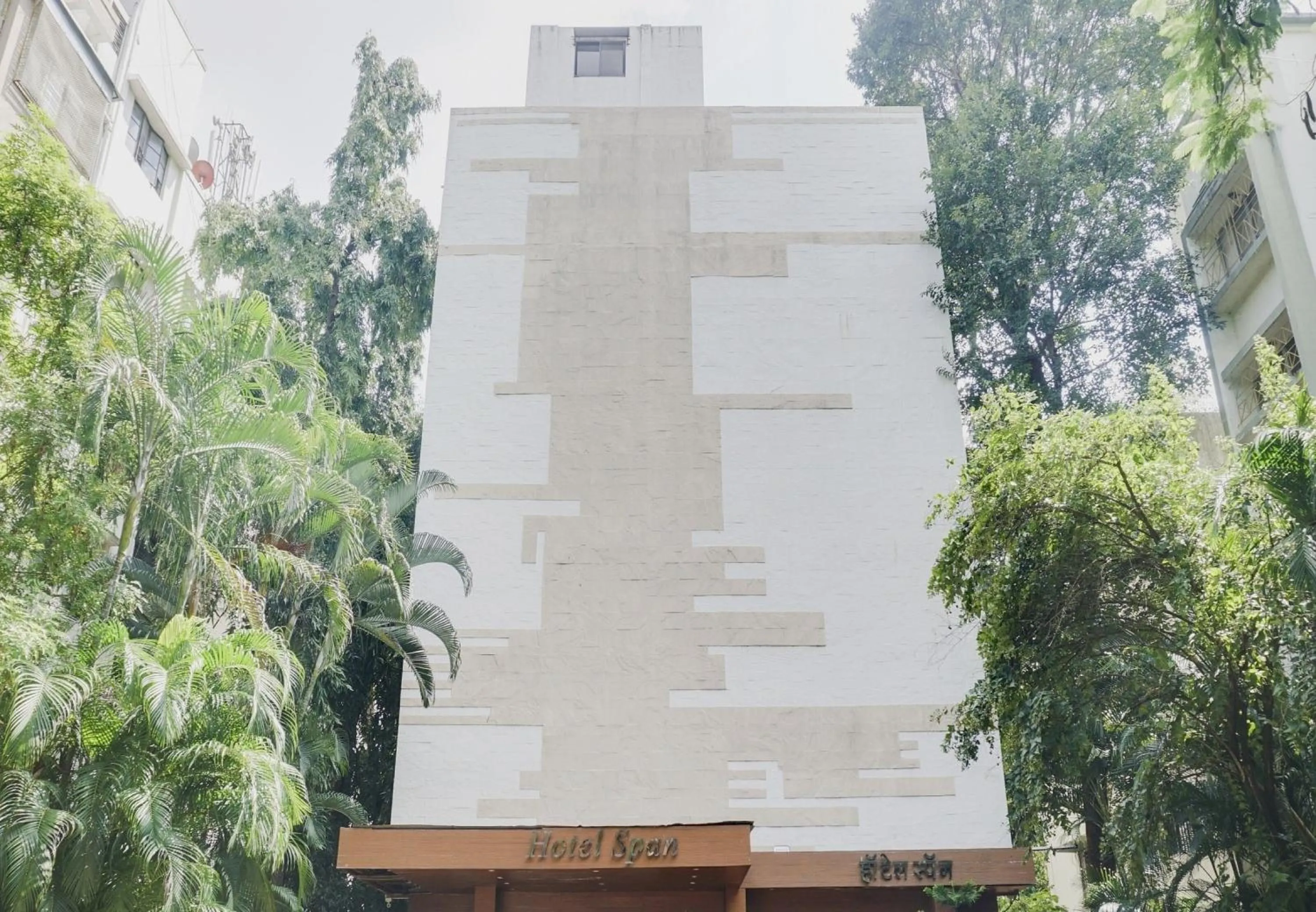 Facade/entrance in Hotel O Span Executive