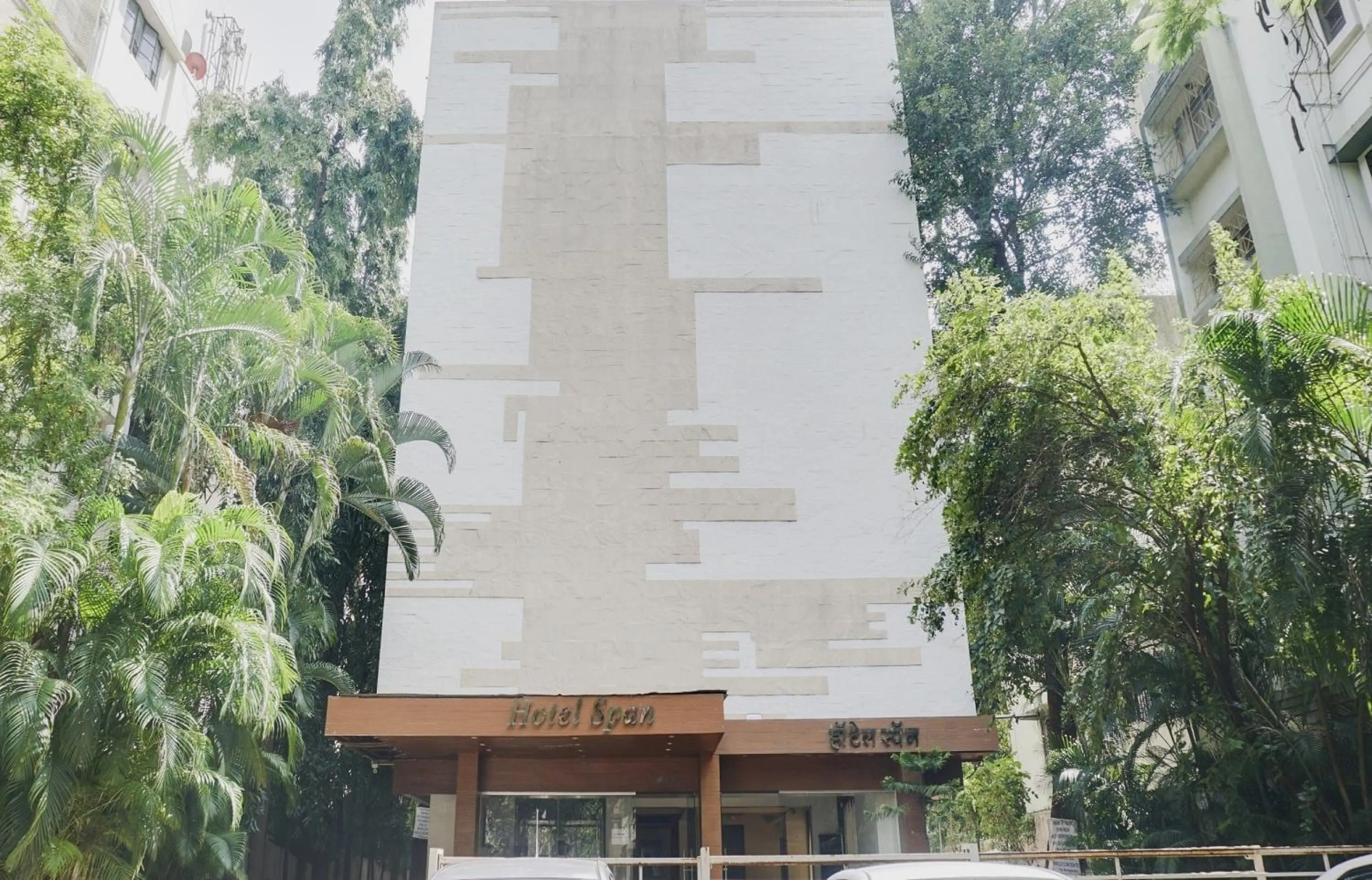 Facade/entrance in Hotel O Span Executive