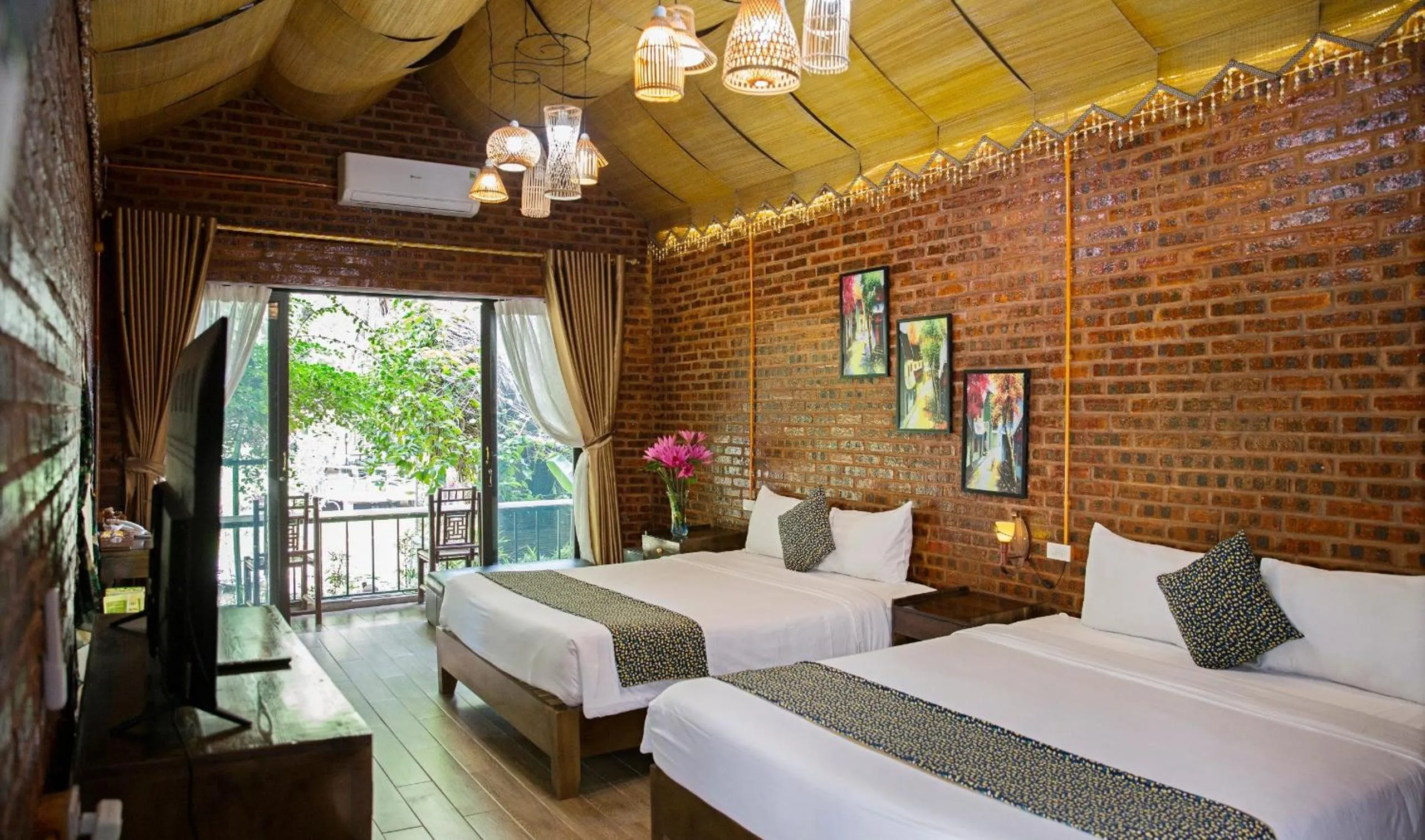 Bungalow Family in Tam Coc Lion Kings Hotel & Resort Ninh Binh