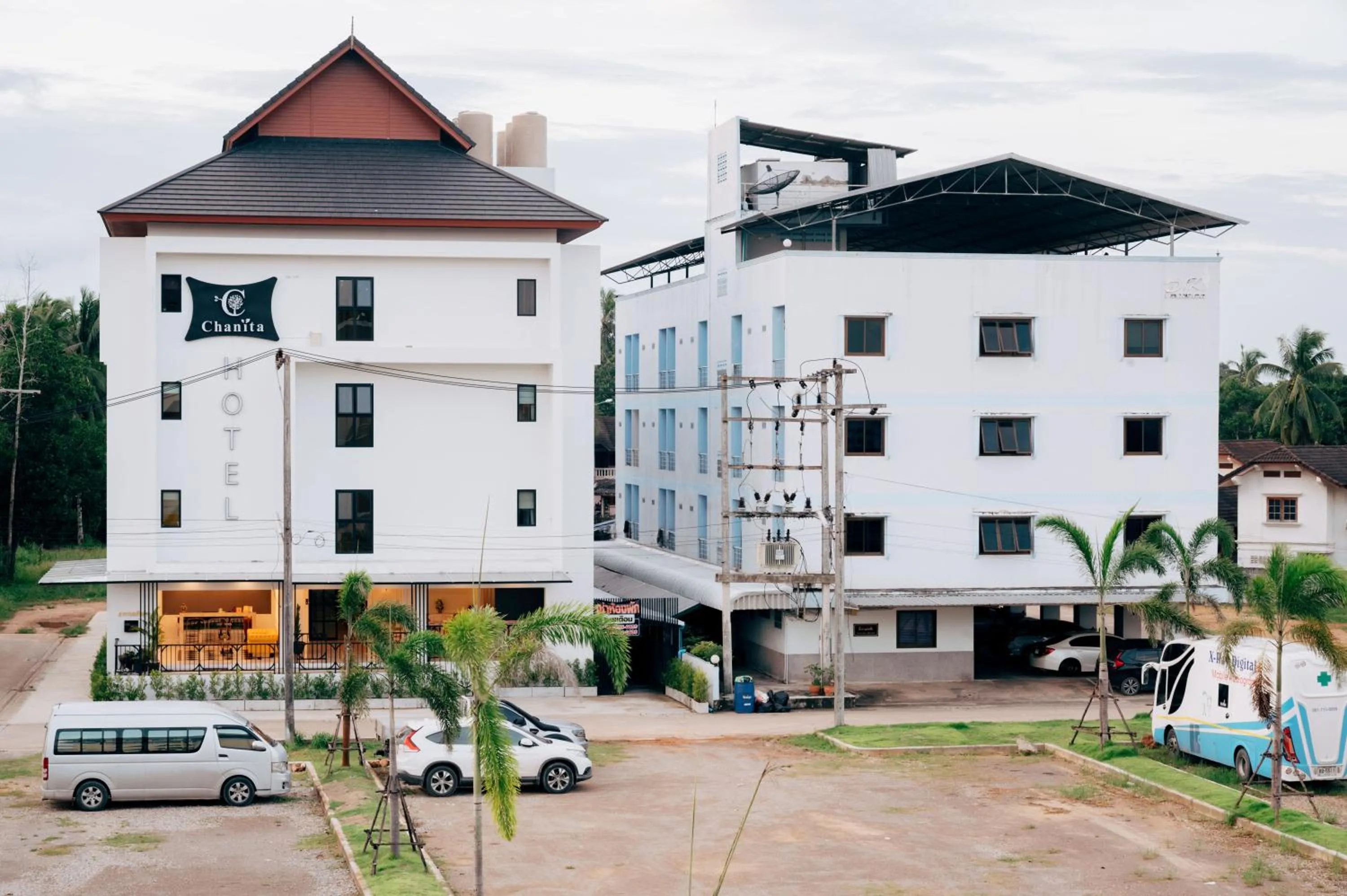 Property building in Chanita Hotel Chumphon