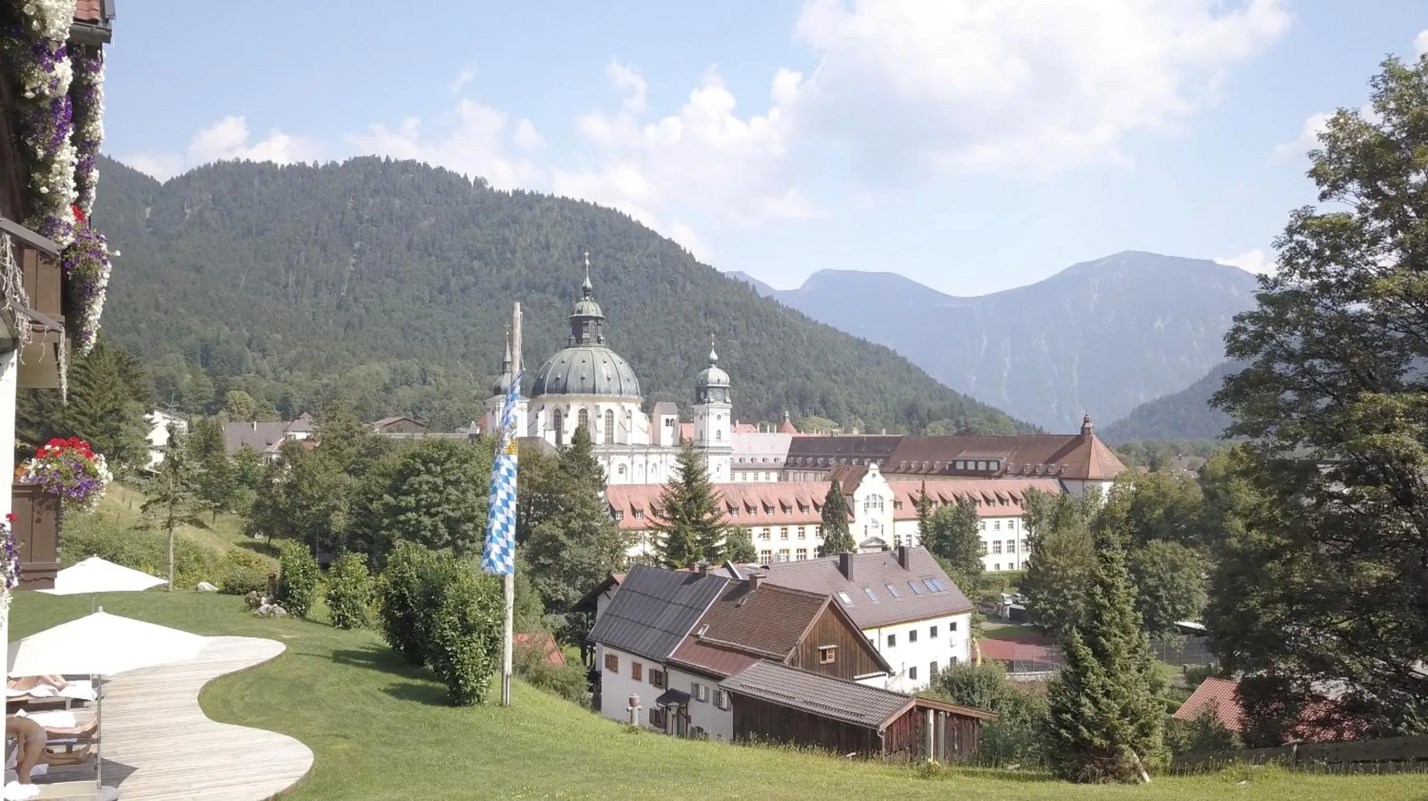 Neighbourhood in Hotel Blaue Gams ***S