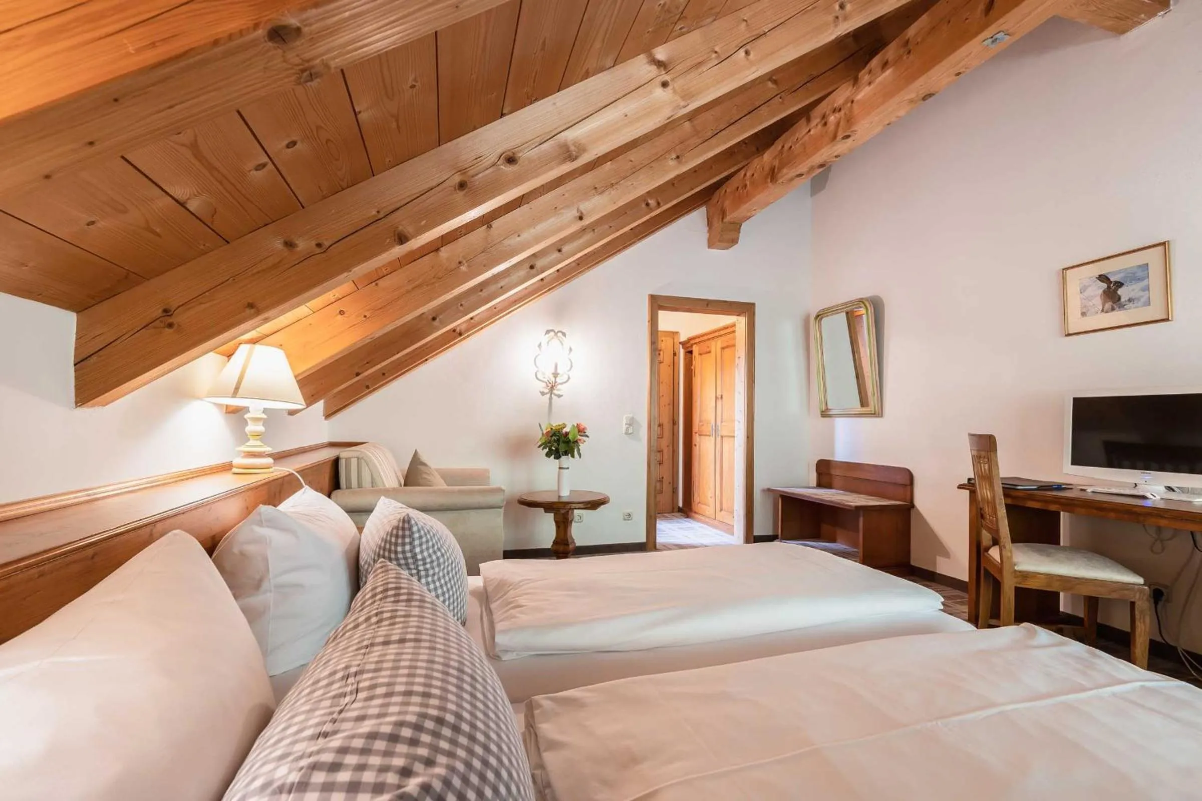 Bed in Hotel Blaue Gams ***S