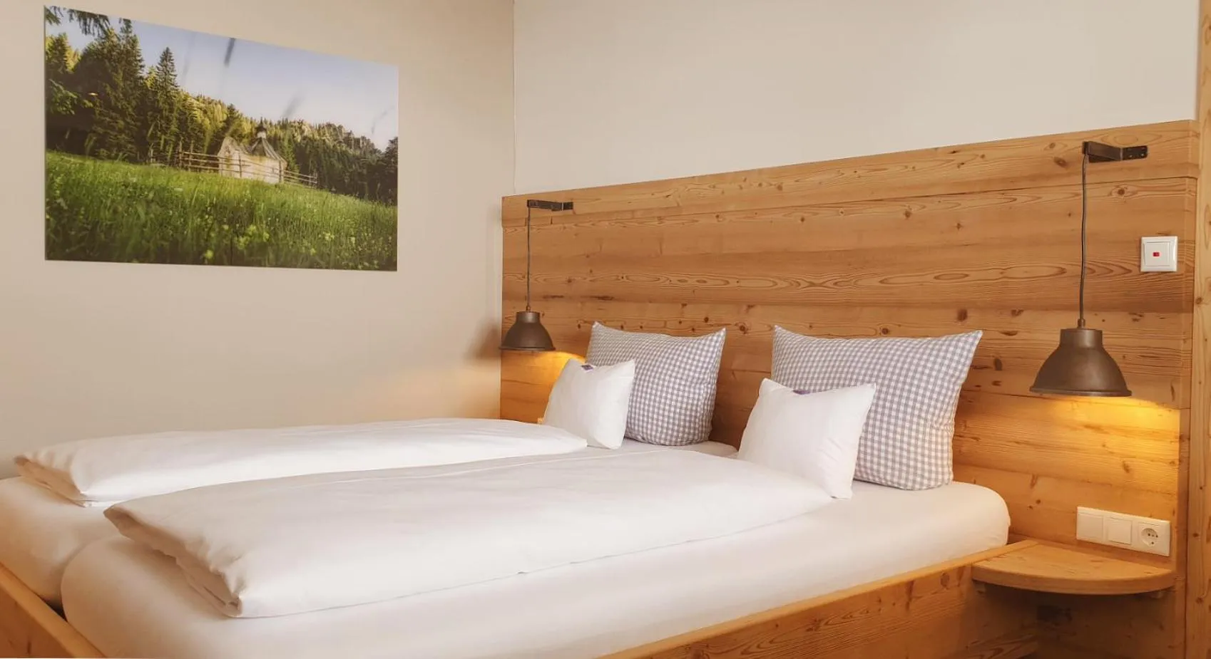 Bedroom, Bed in Hotel Blaue Gams ***S