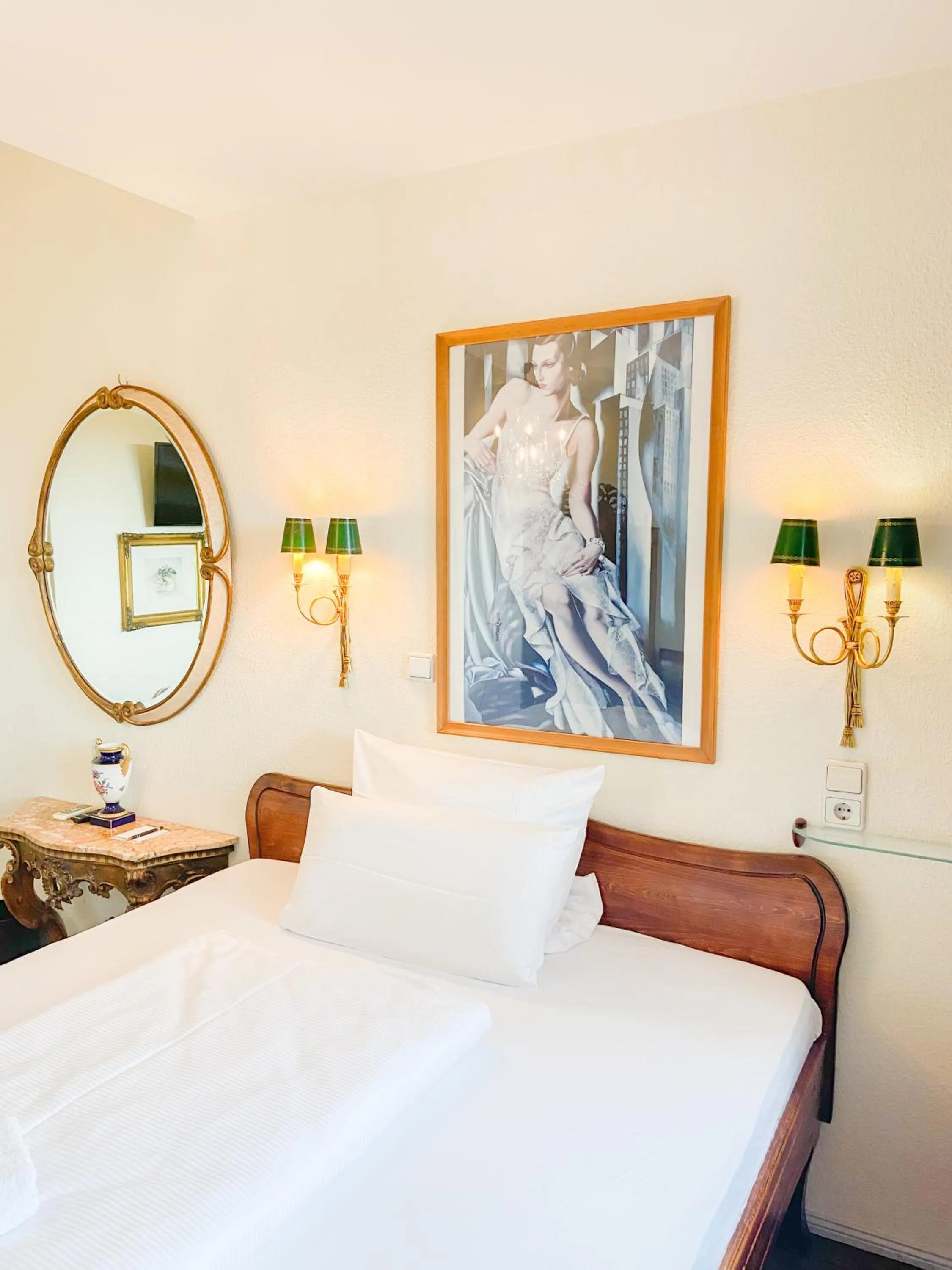 Bed in Hotel Rotdorn