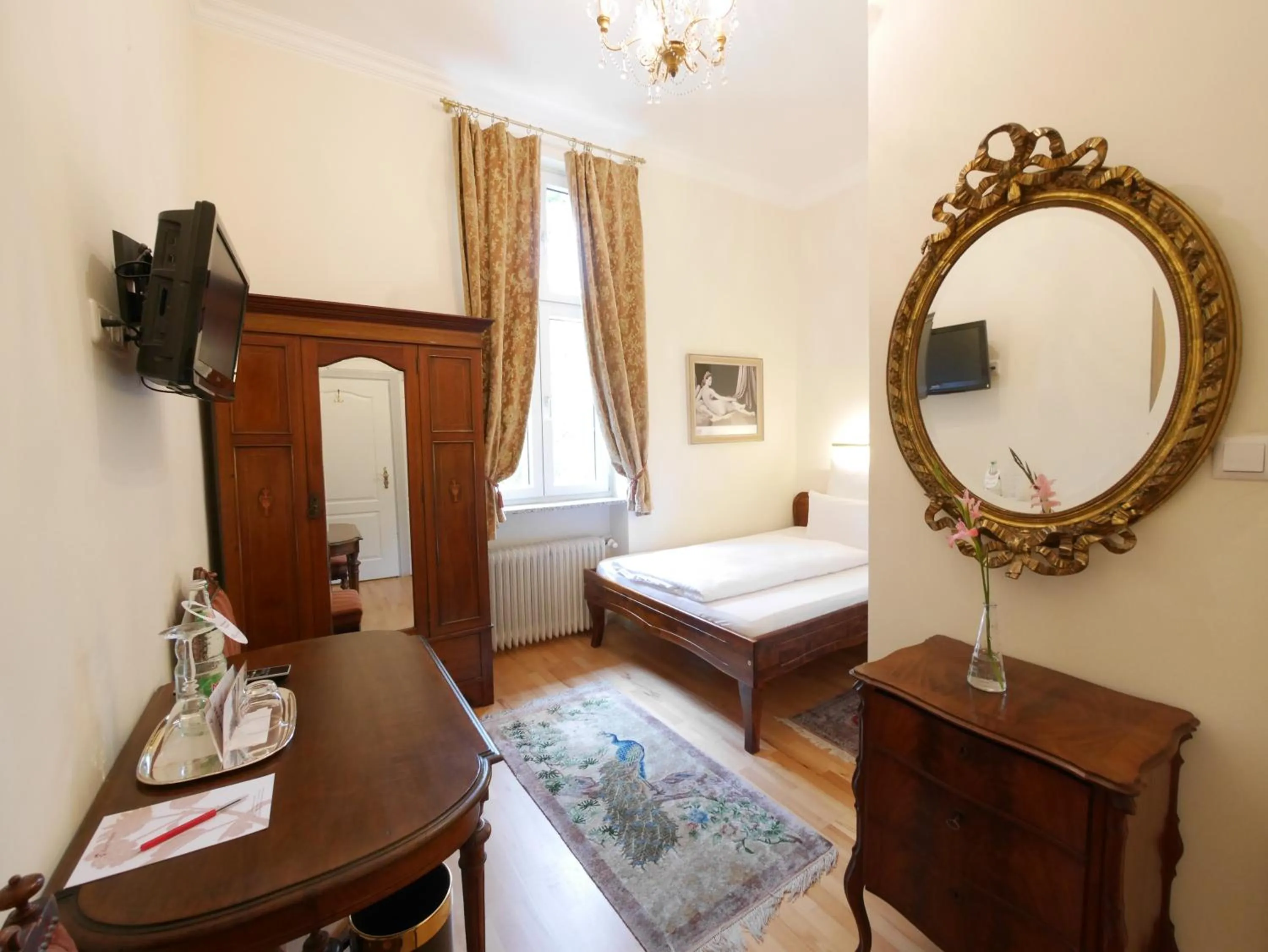 Bed in Hotel Rotdorn