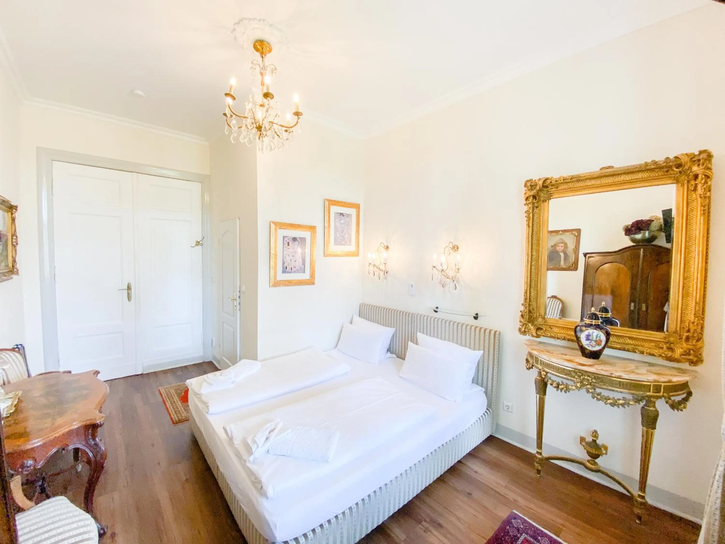 Bed in Hotel Rotdorn