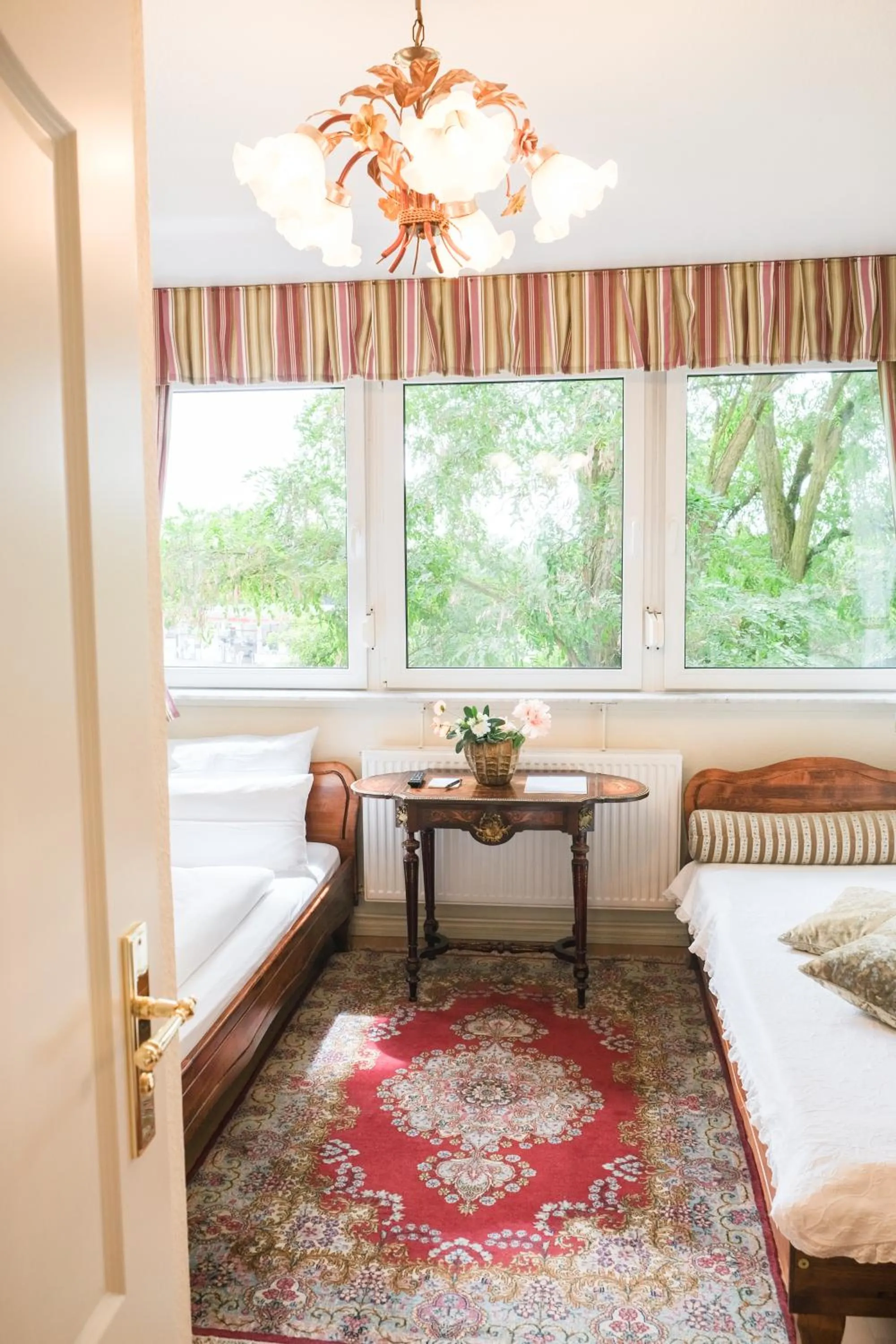 Bed in Hotel Rotdorn