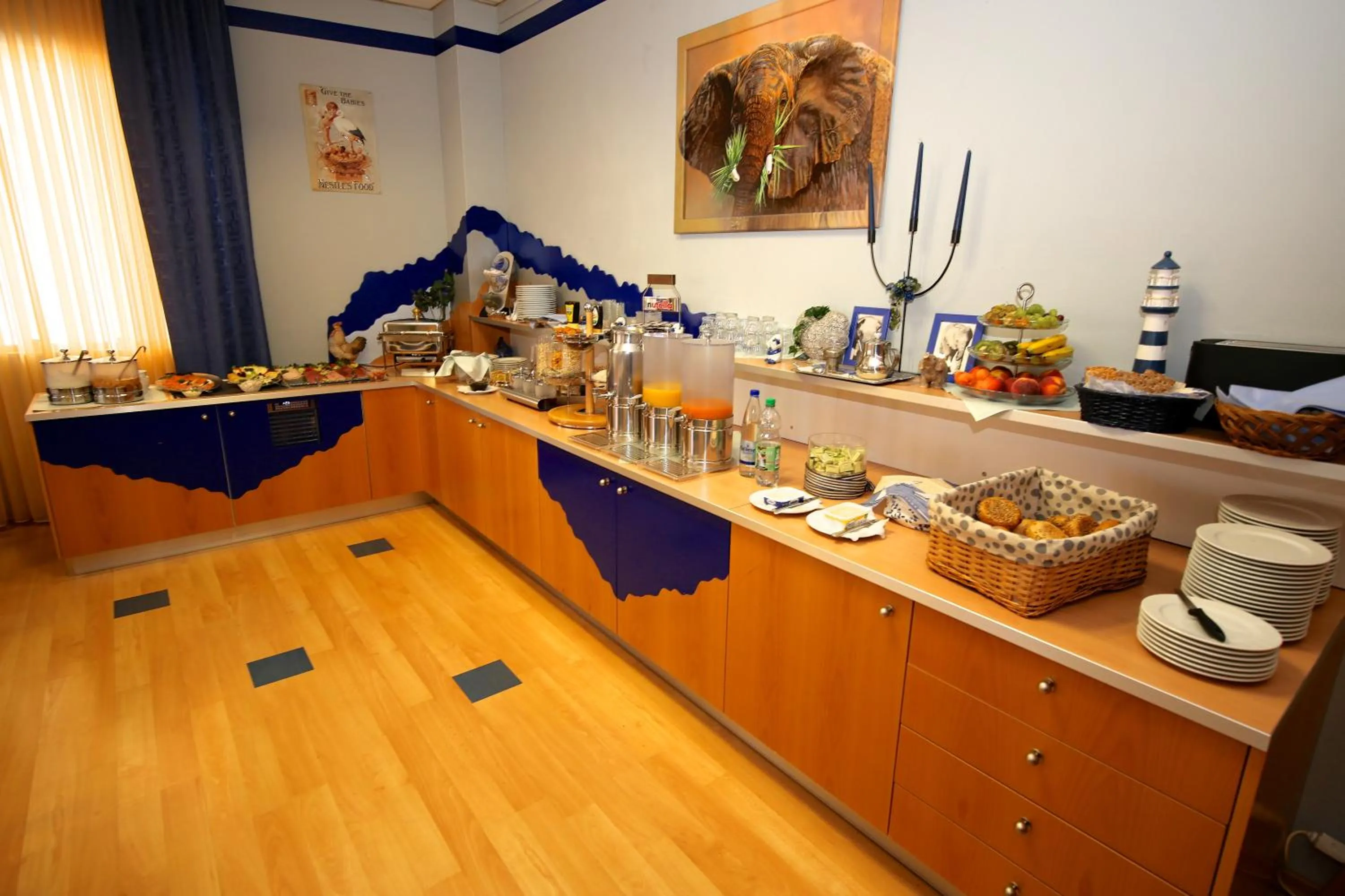 Restaurant/places to eat in Hotel Chassalla