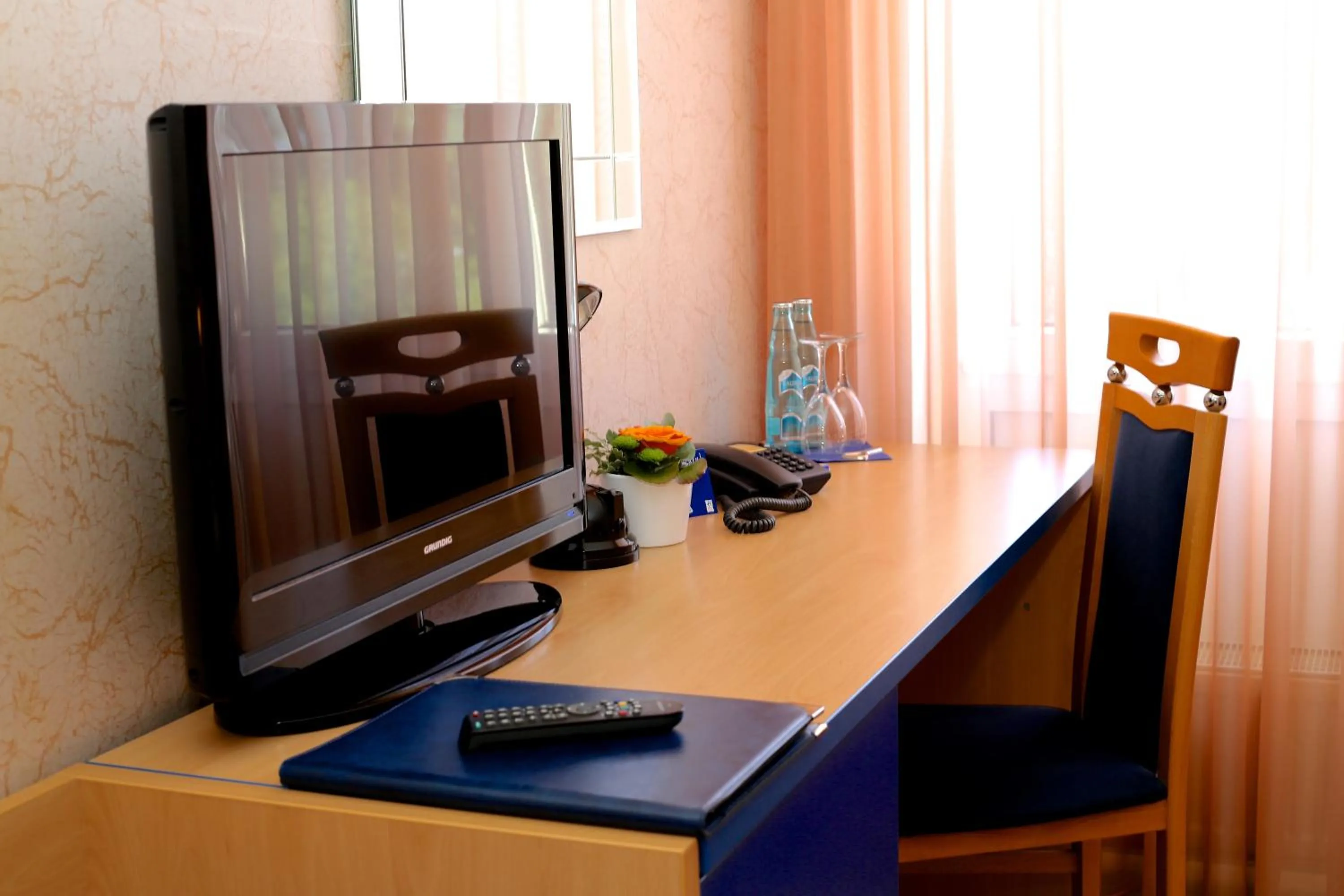 Photo of the whole room in Hotel Chassalla