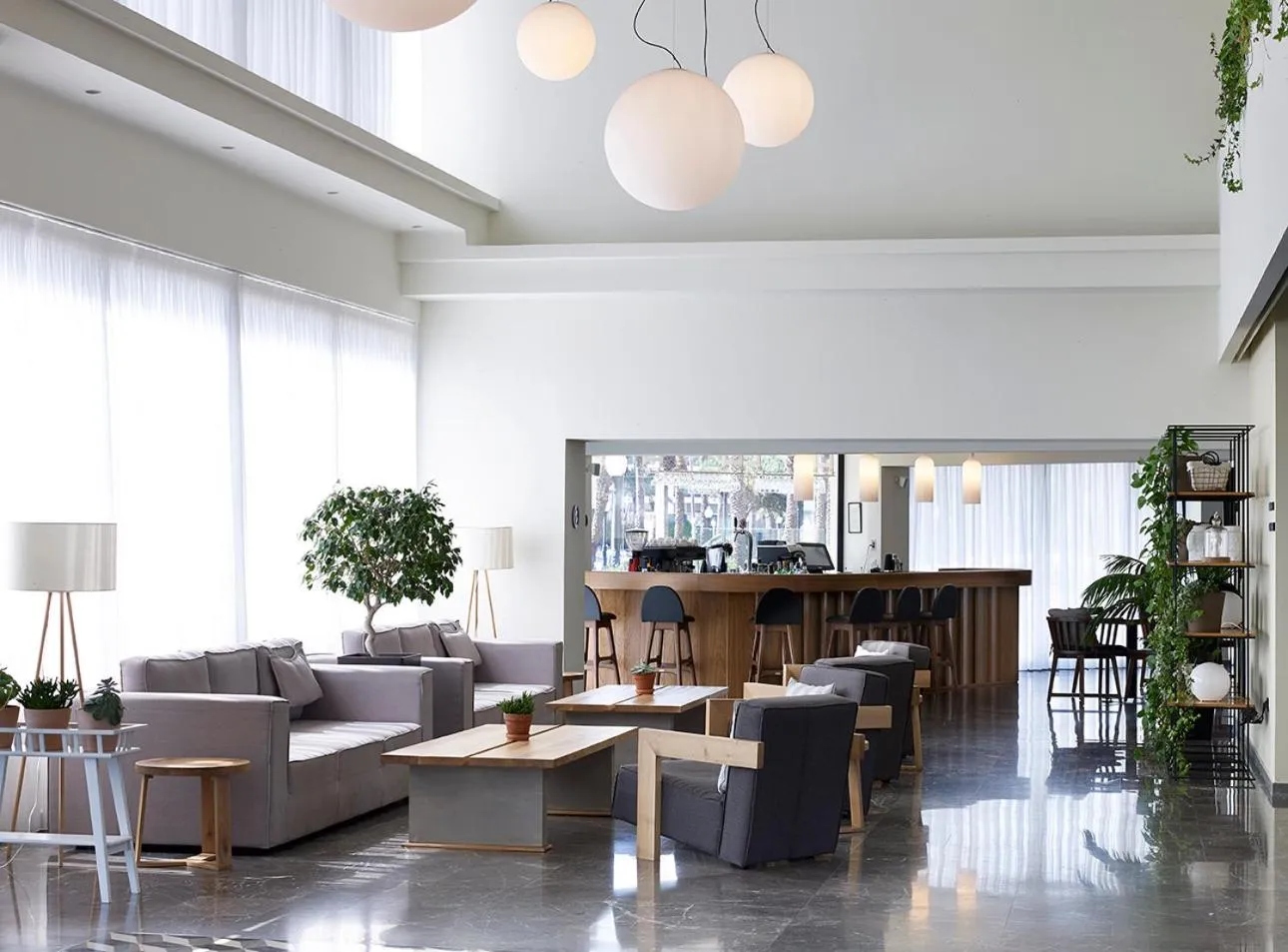 Lounge or bar in Cactus Hotel