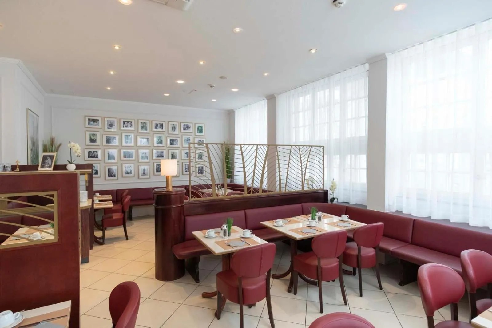 Breakfast in Star-Apart Hansa Hotel