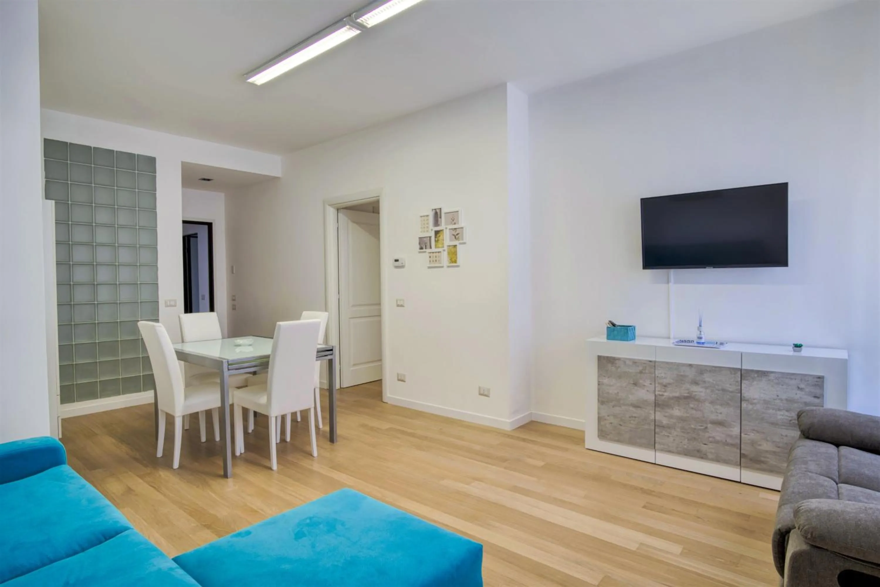 Living room in Horizon Suites