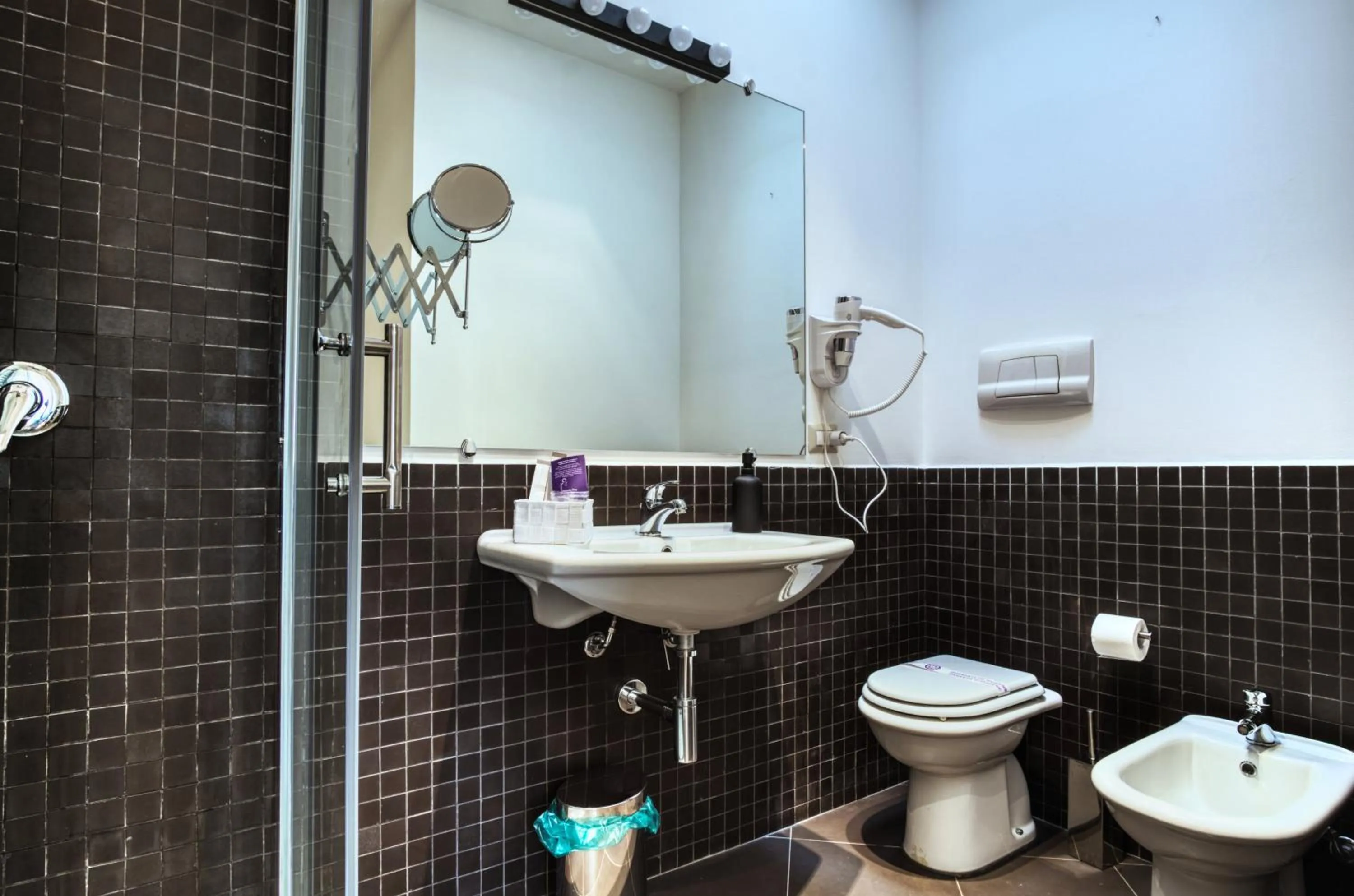 Bathroom in Horizon Suites