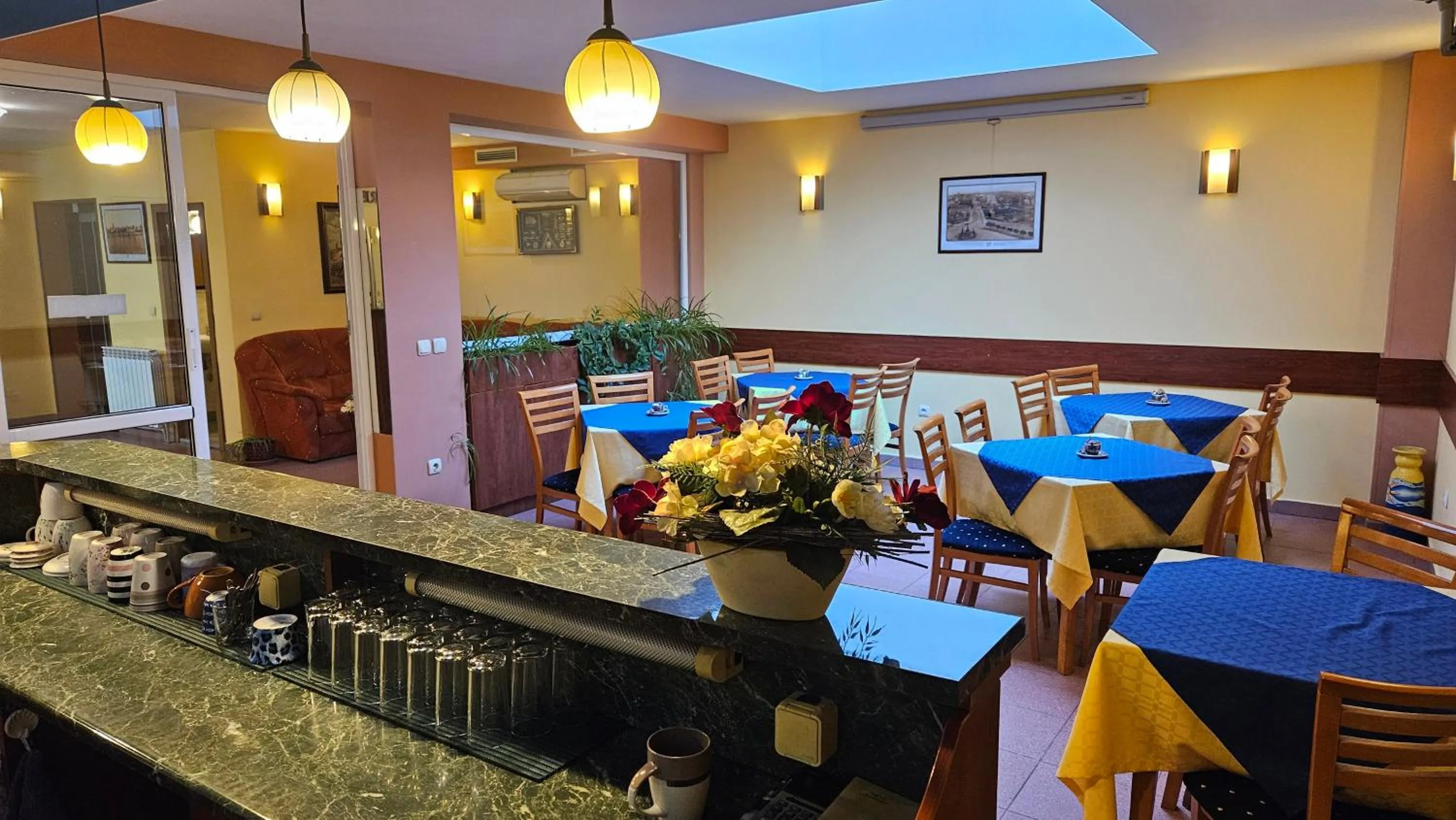 Caprice Family Hotel