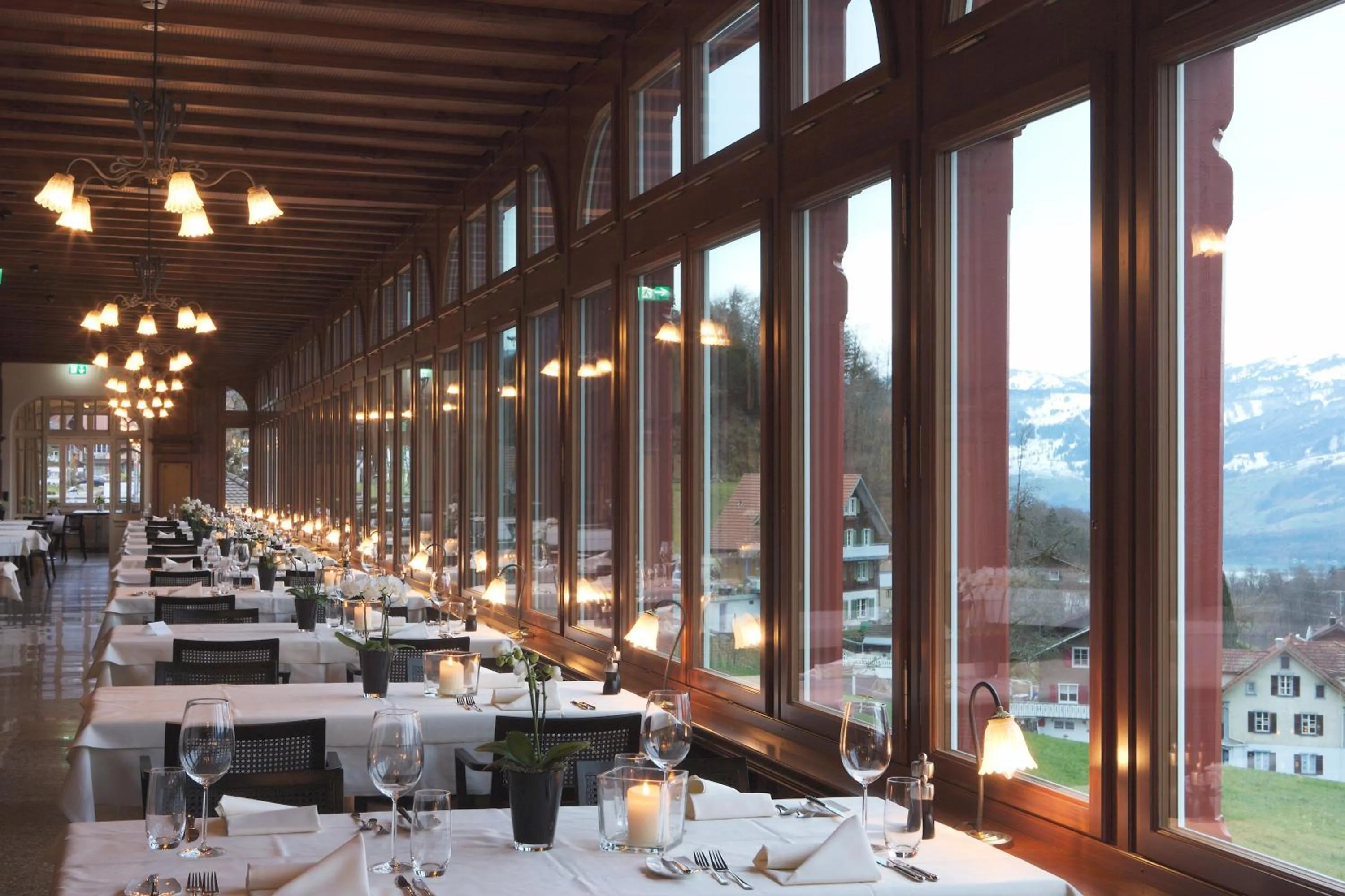 Restaurant/places to eat in Jugendstilhotel Paxmontana