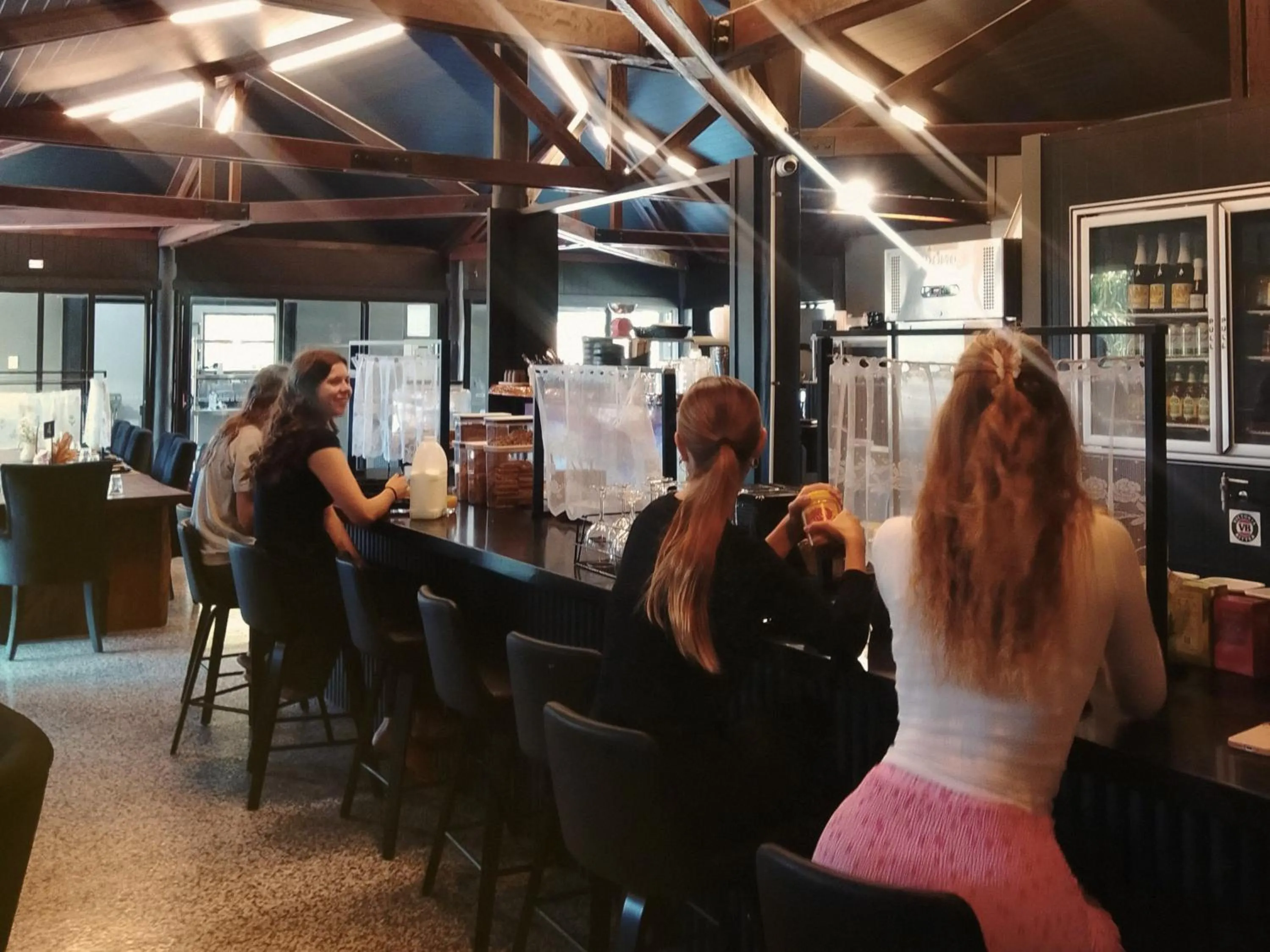 Restaurant/places to eat in 1770 Beachside Backpacker