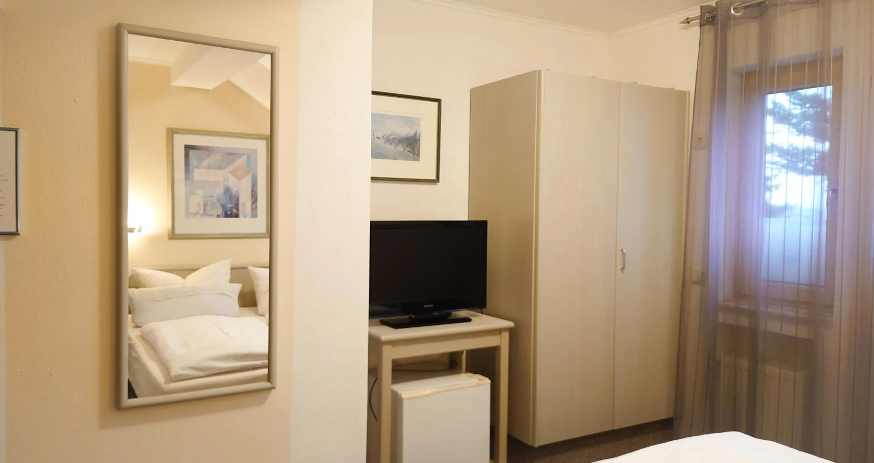 Bed in Hotel Garni Zur Traube