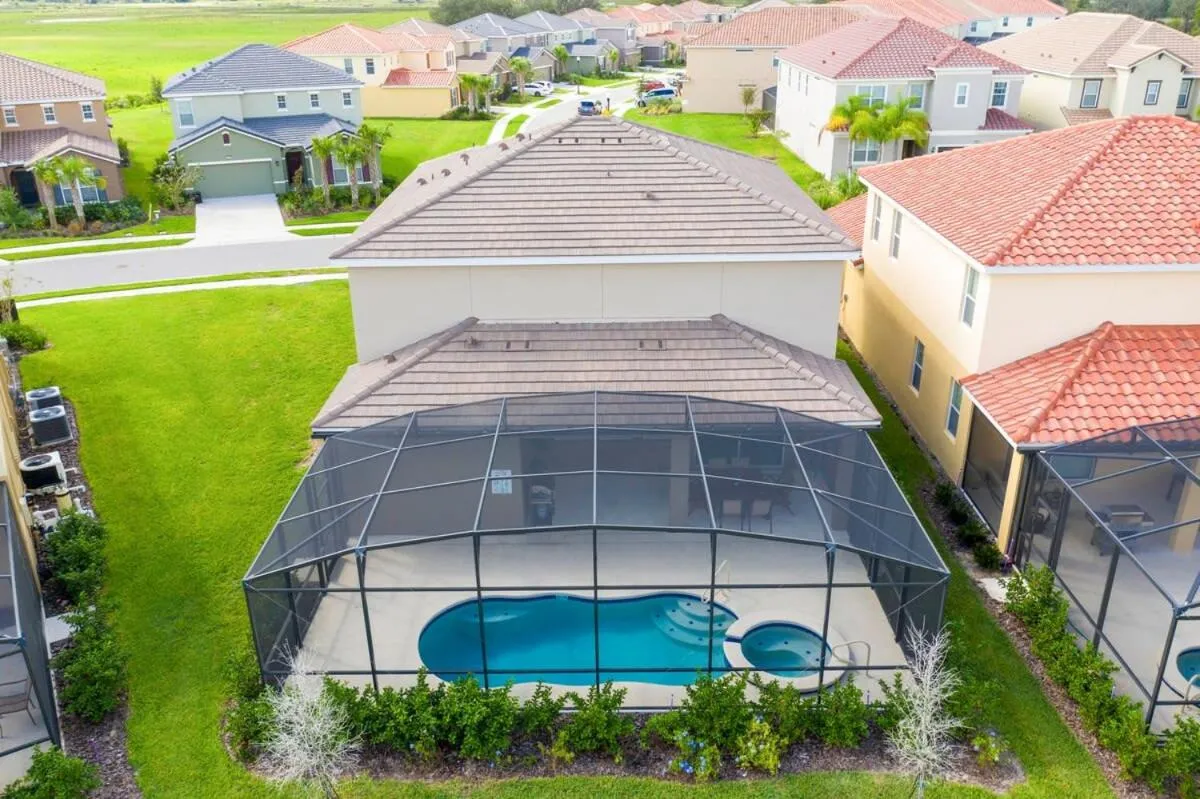 Gorgeous 5 Bd w/ Pool Close to Disney 6071