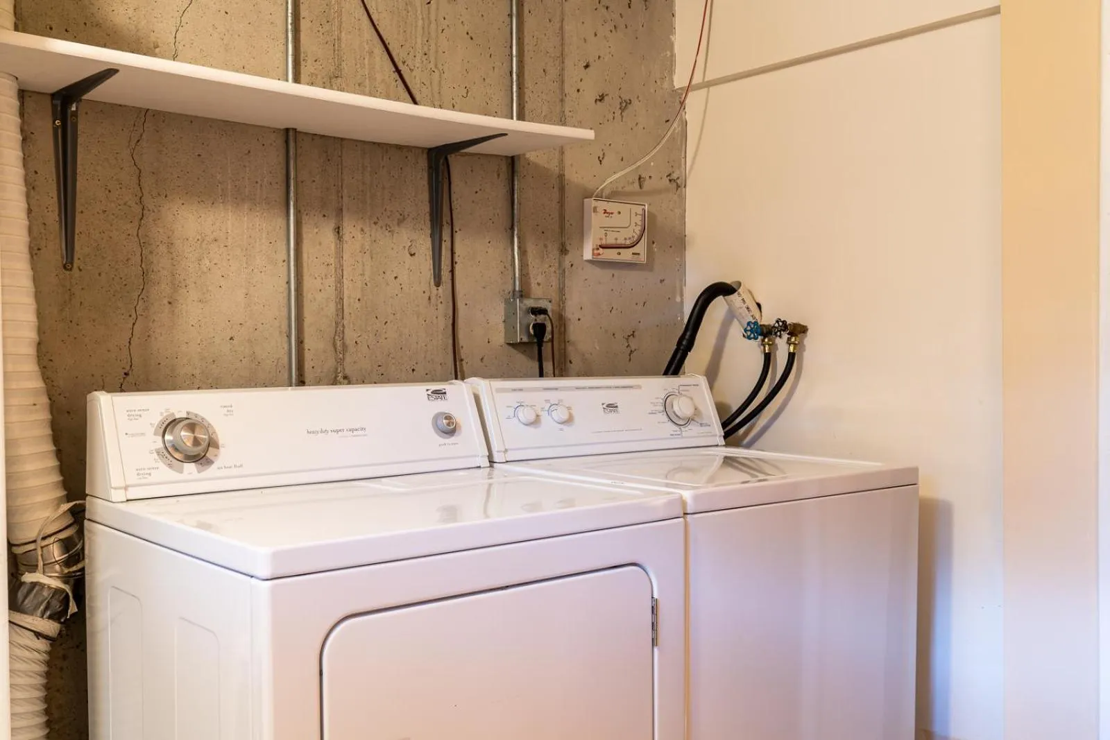 washing machine in Huckleberry House