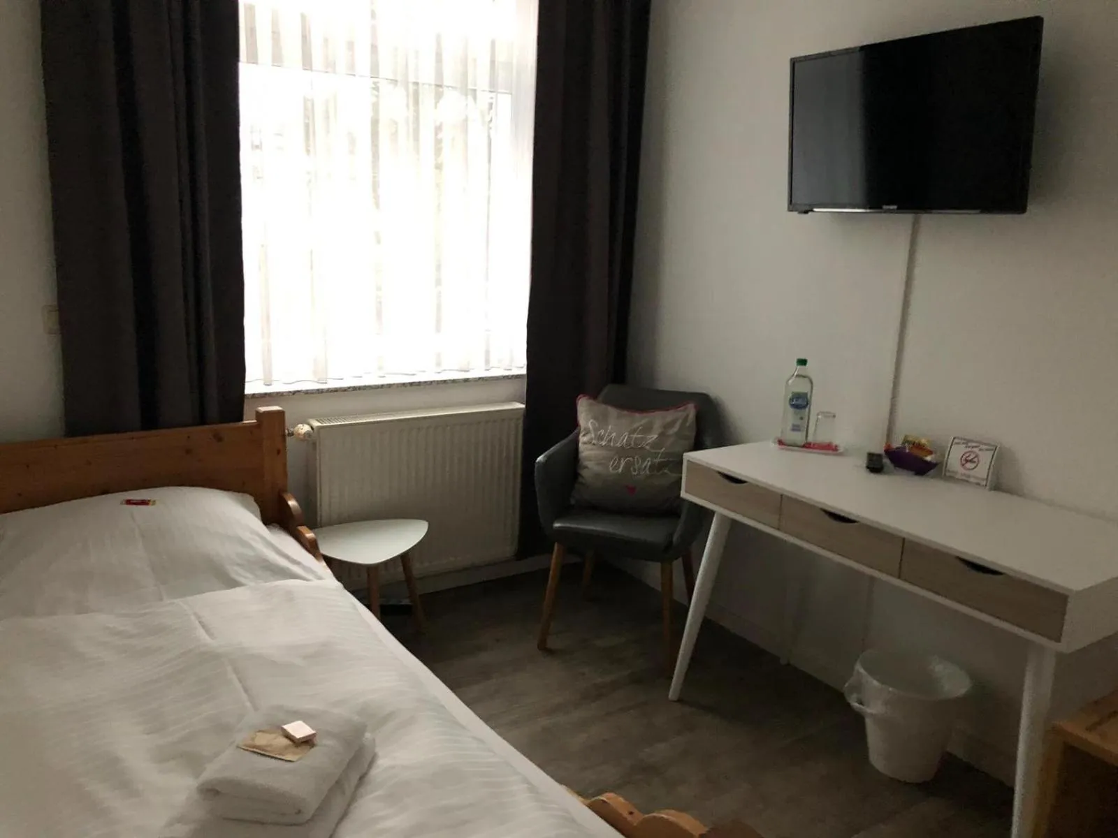 Photo of the whole room, Bed in Hotel Alter Giebel