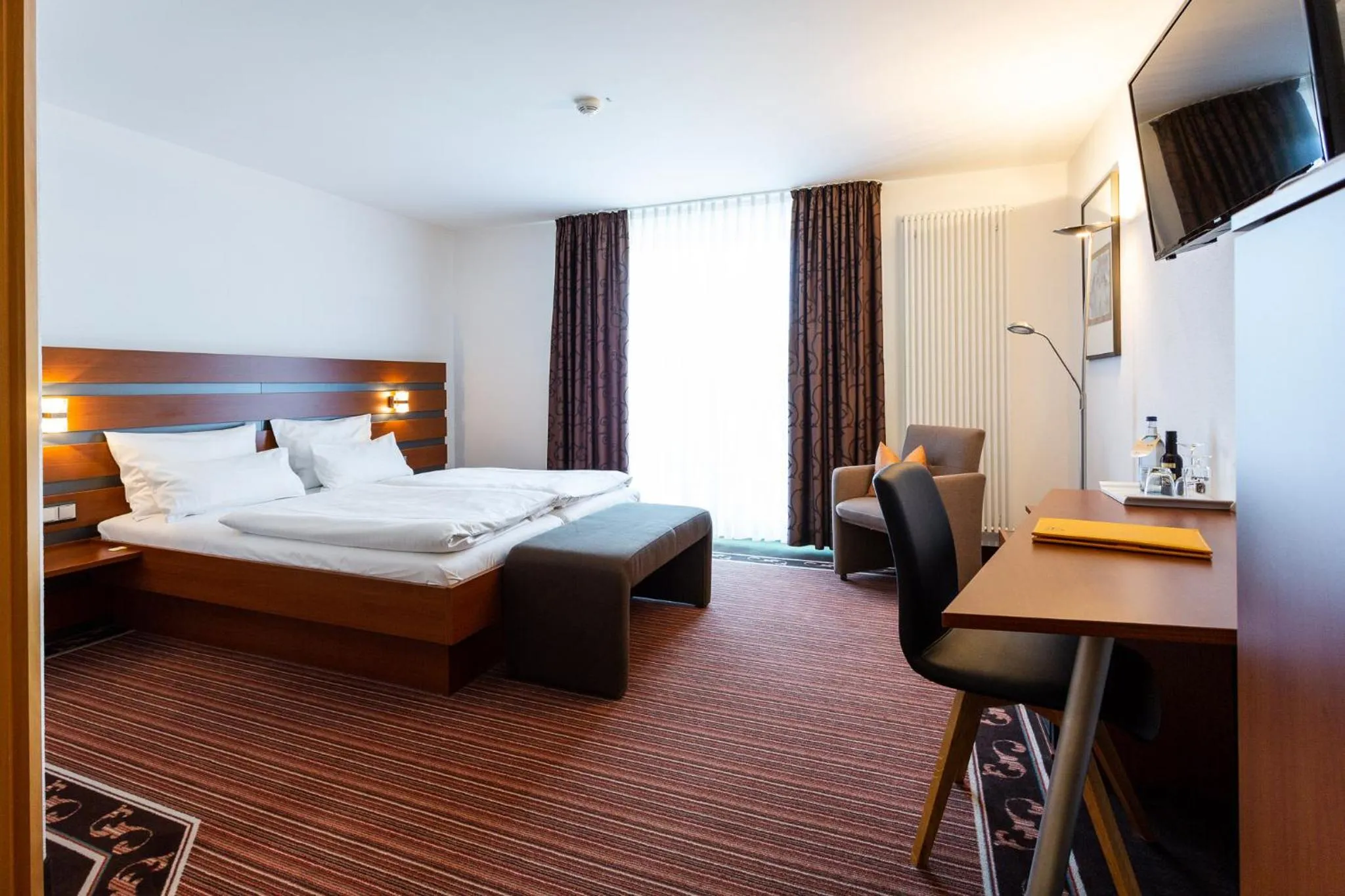 Photo of the whole room, Bed in Ringhotel sKreuz