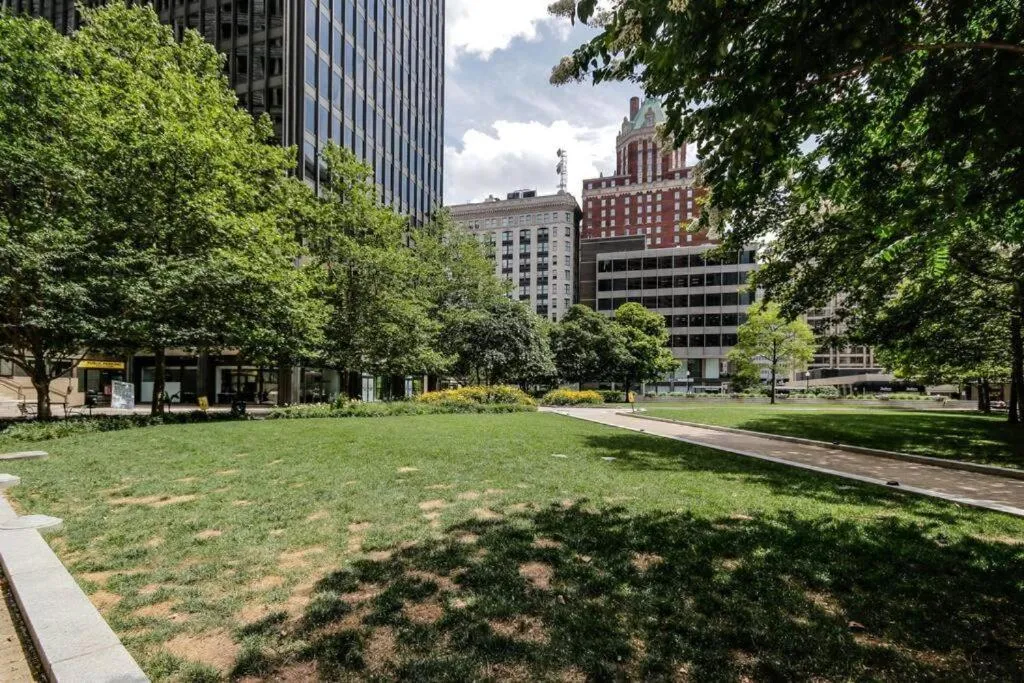 Harbor apartments Free indoor Parking