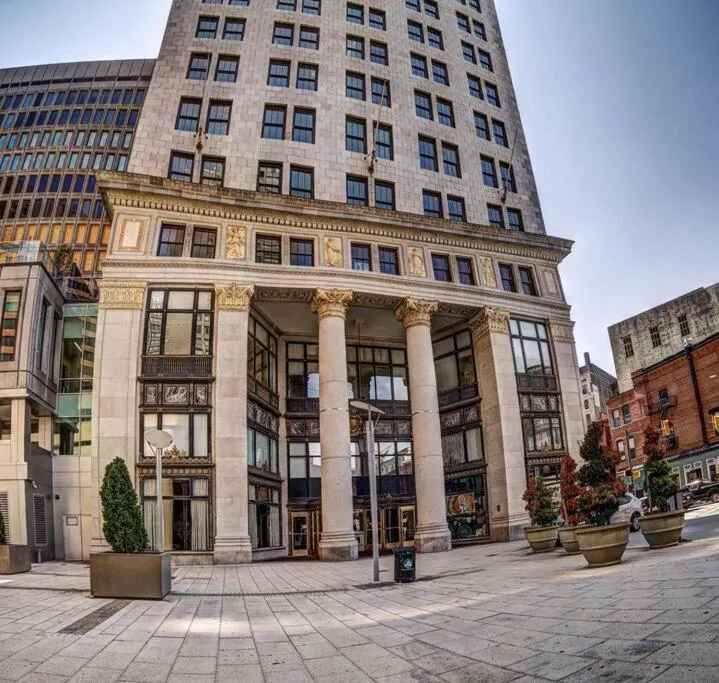 Property building in Harbor apartments Free indoor Parking