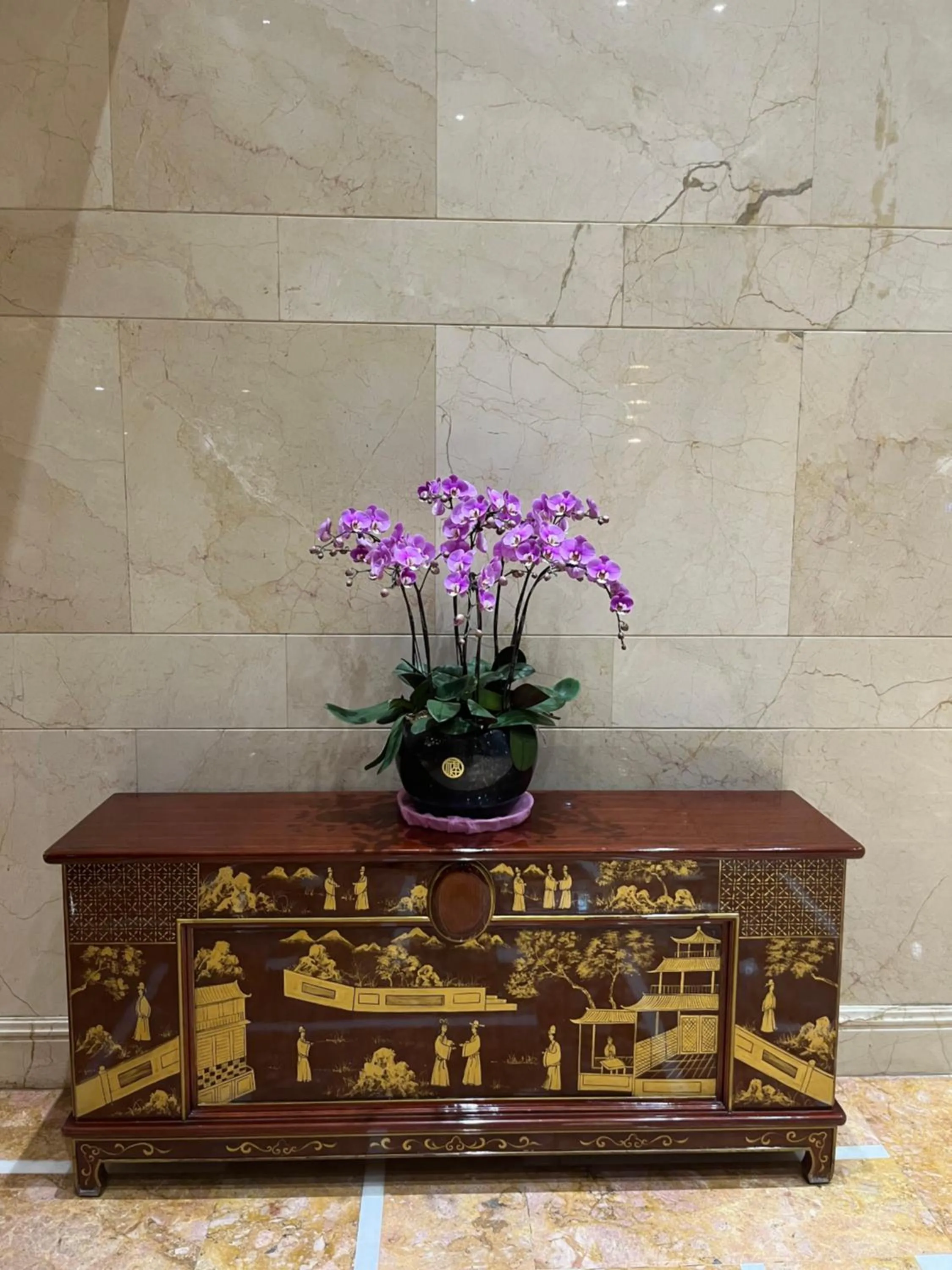 Lobby or reception in Days Hotel & Suites China Town