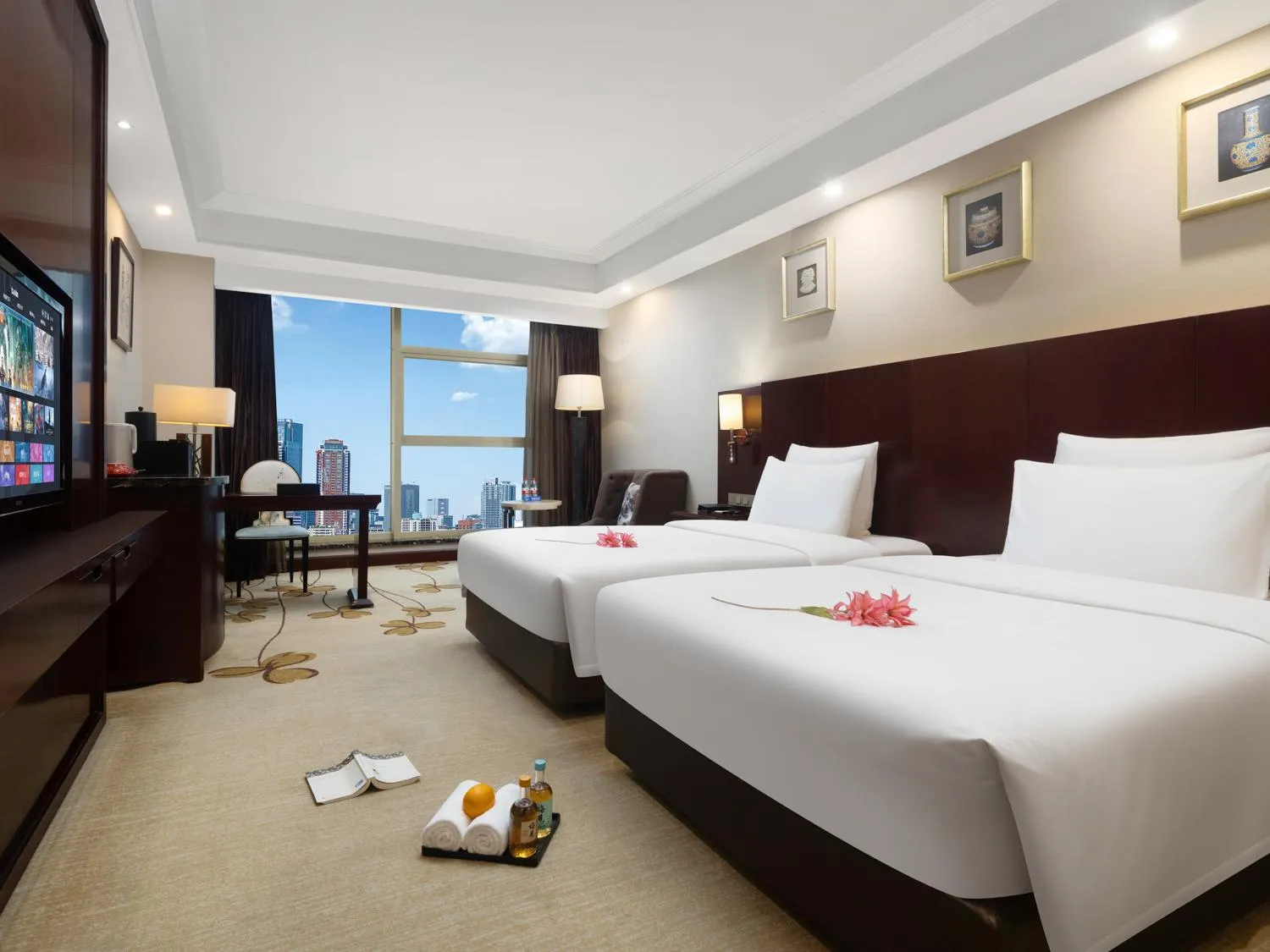 Photo of the whole room, Bed in Days Hotel & Suites China Town