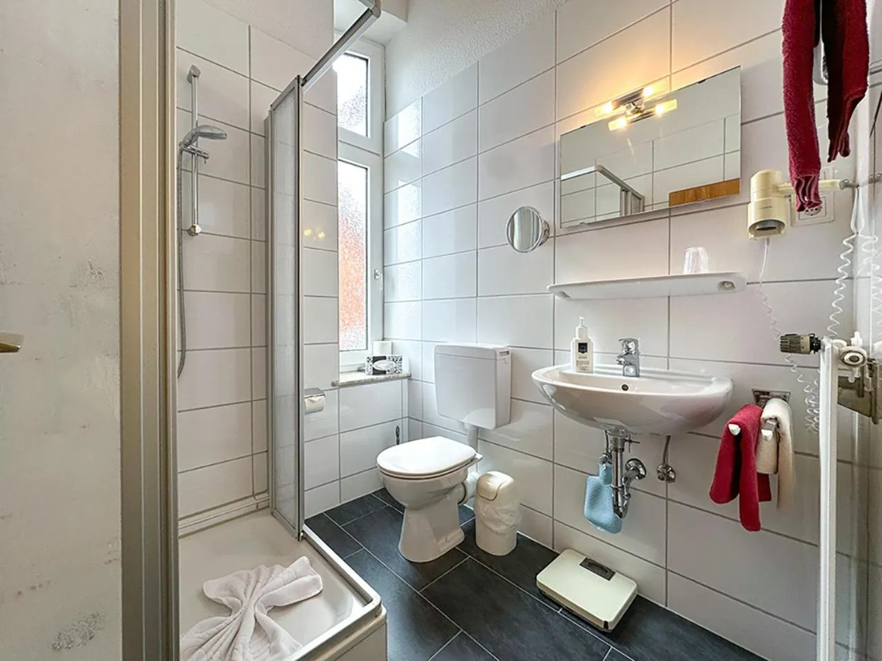 Shower in Hotel Graf Waldersee