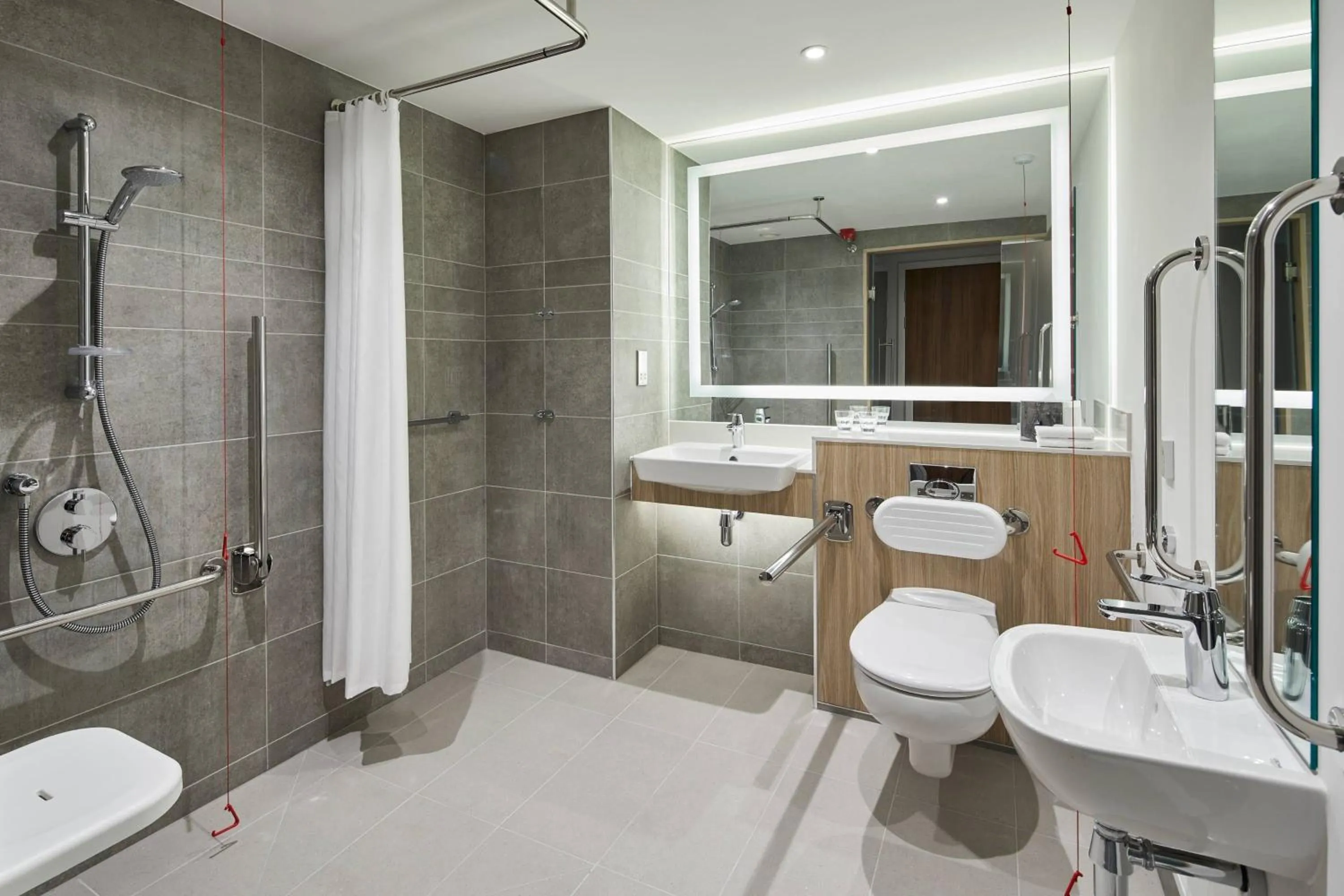 Bathroom in Courtyard by Marriott Stoke on Trent Staffordshire