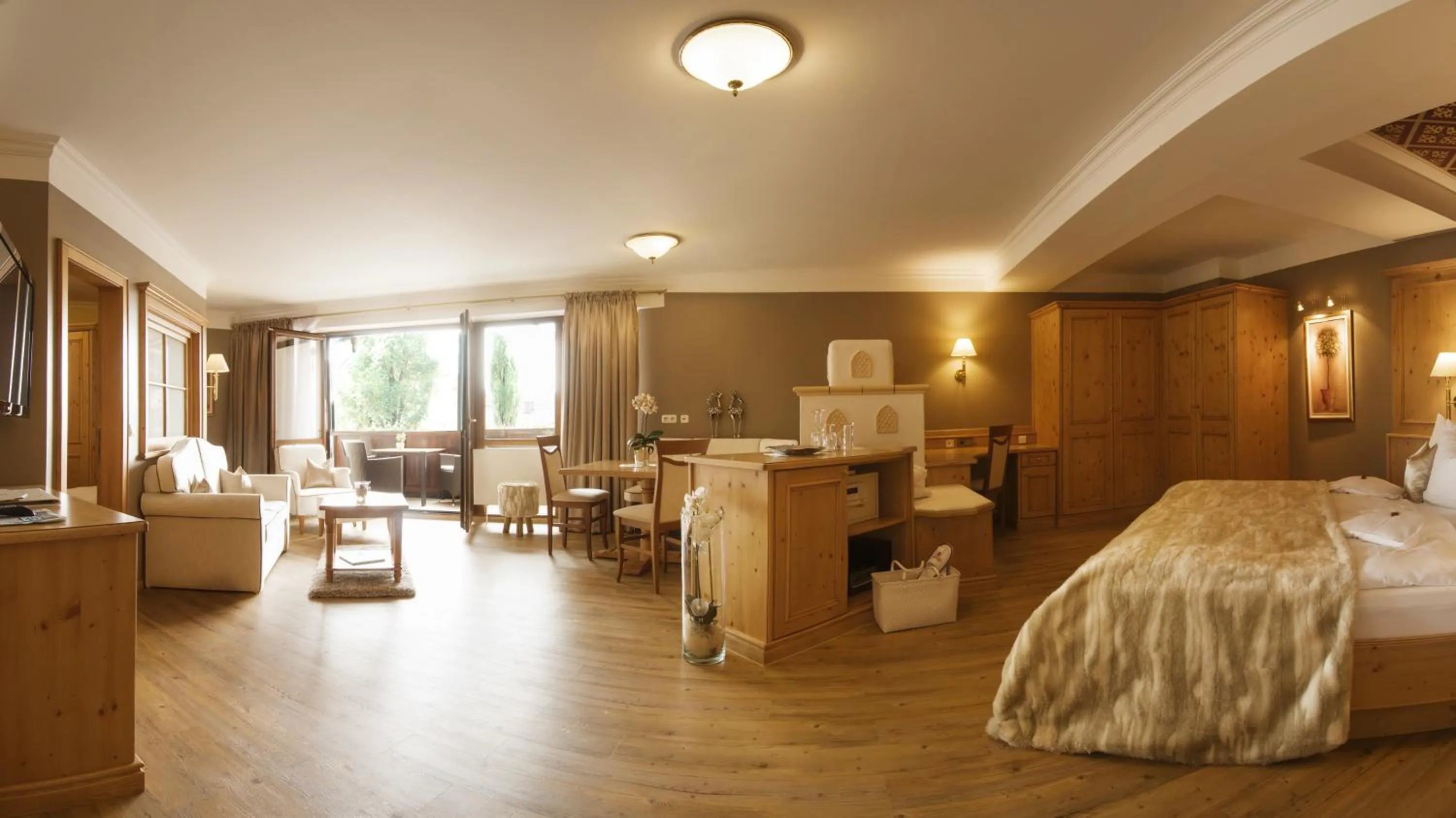 Photo of the whole room, Bed in Wellnesshotel Oswald