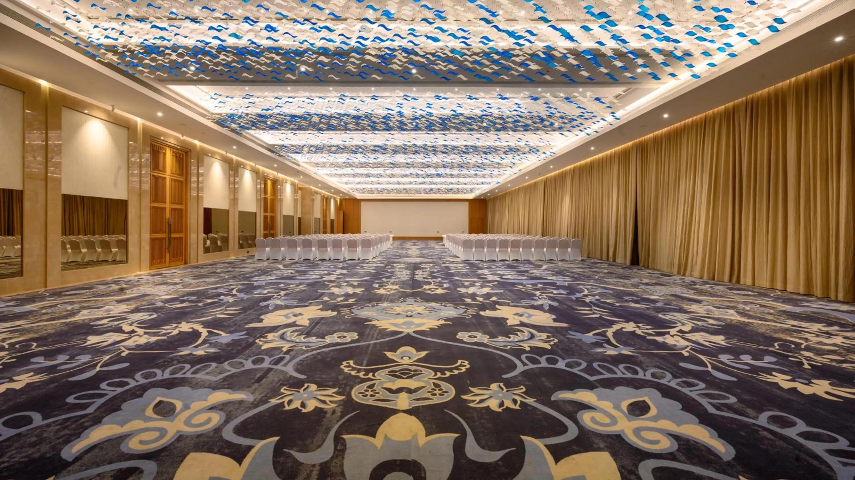 Bed in Aria Resort & Spa