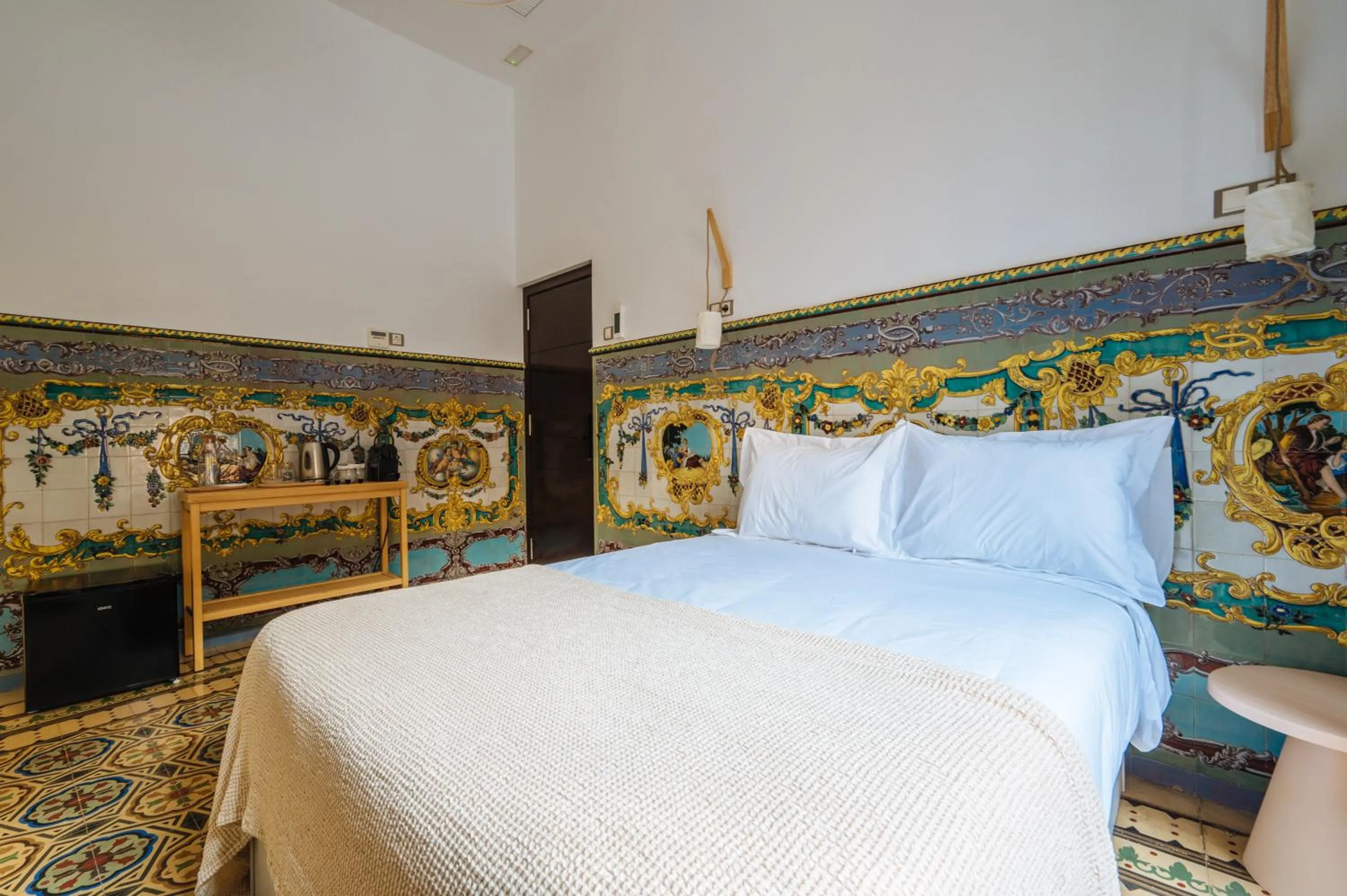 Bed in Apartamentos "El Escondite de Triana"