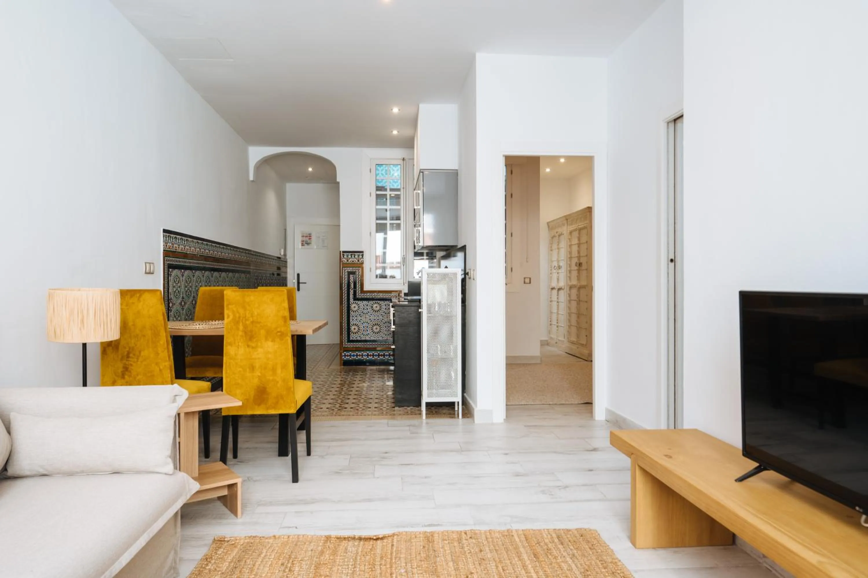 TV and multimedia in Apartamentos "El Escondite de Triana"