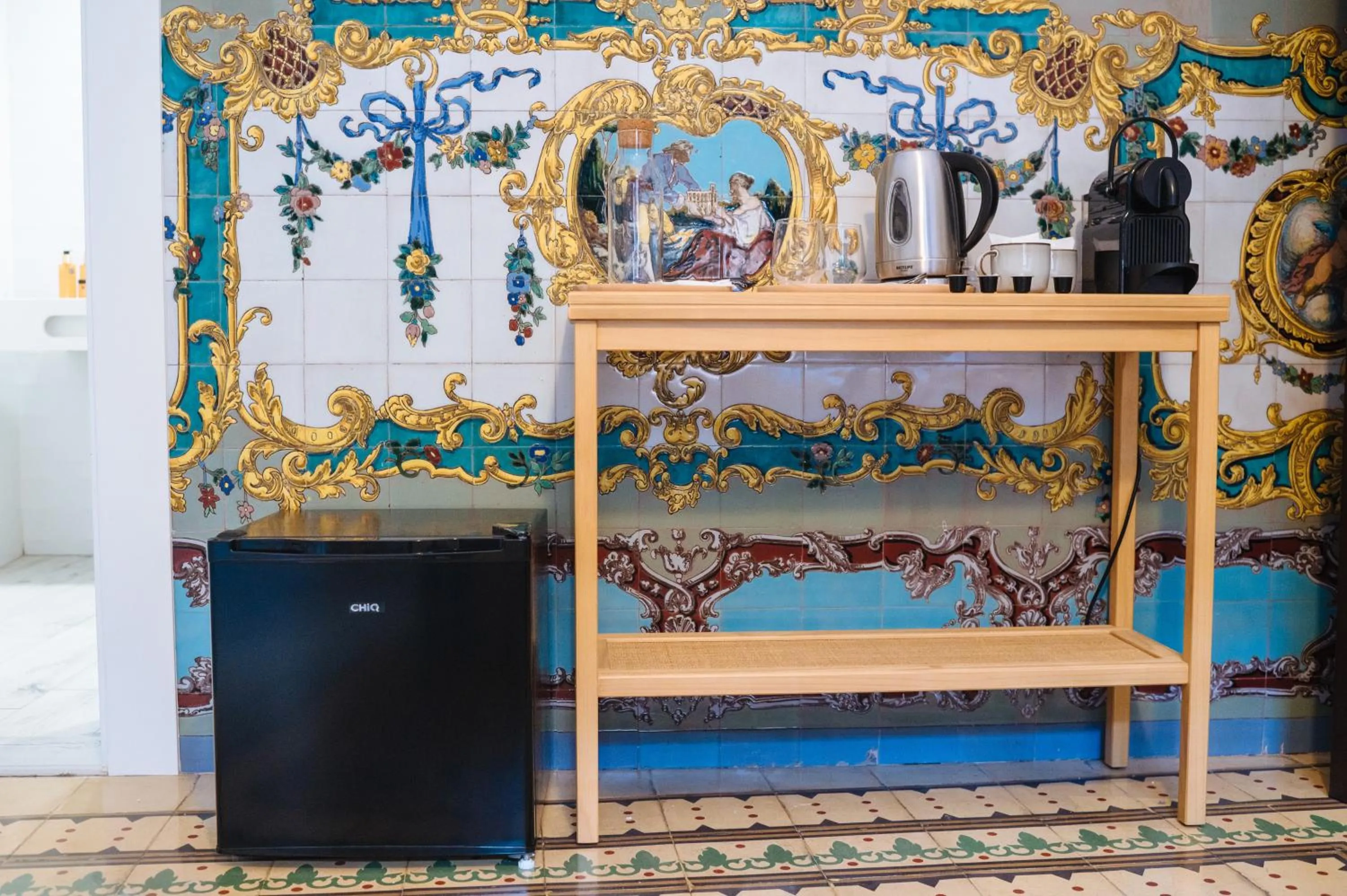 Coffee/tea facilities in Apartamentos "El Escondite de Triana"