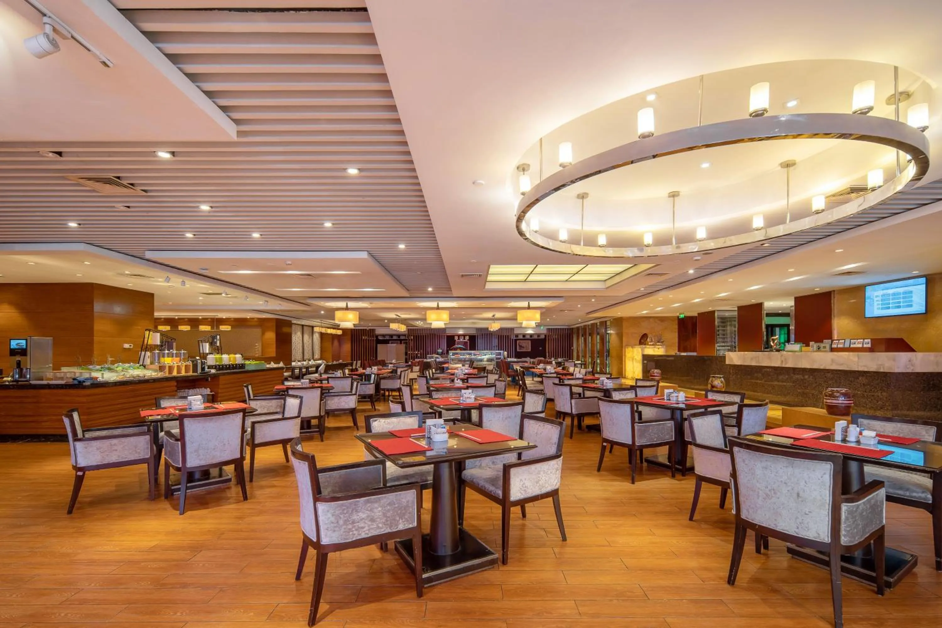 Property building in Wuhan Jin Jiang International Hotel