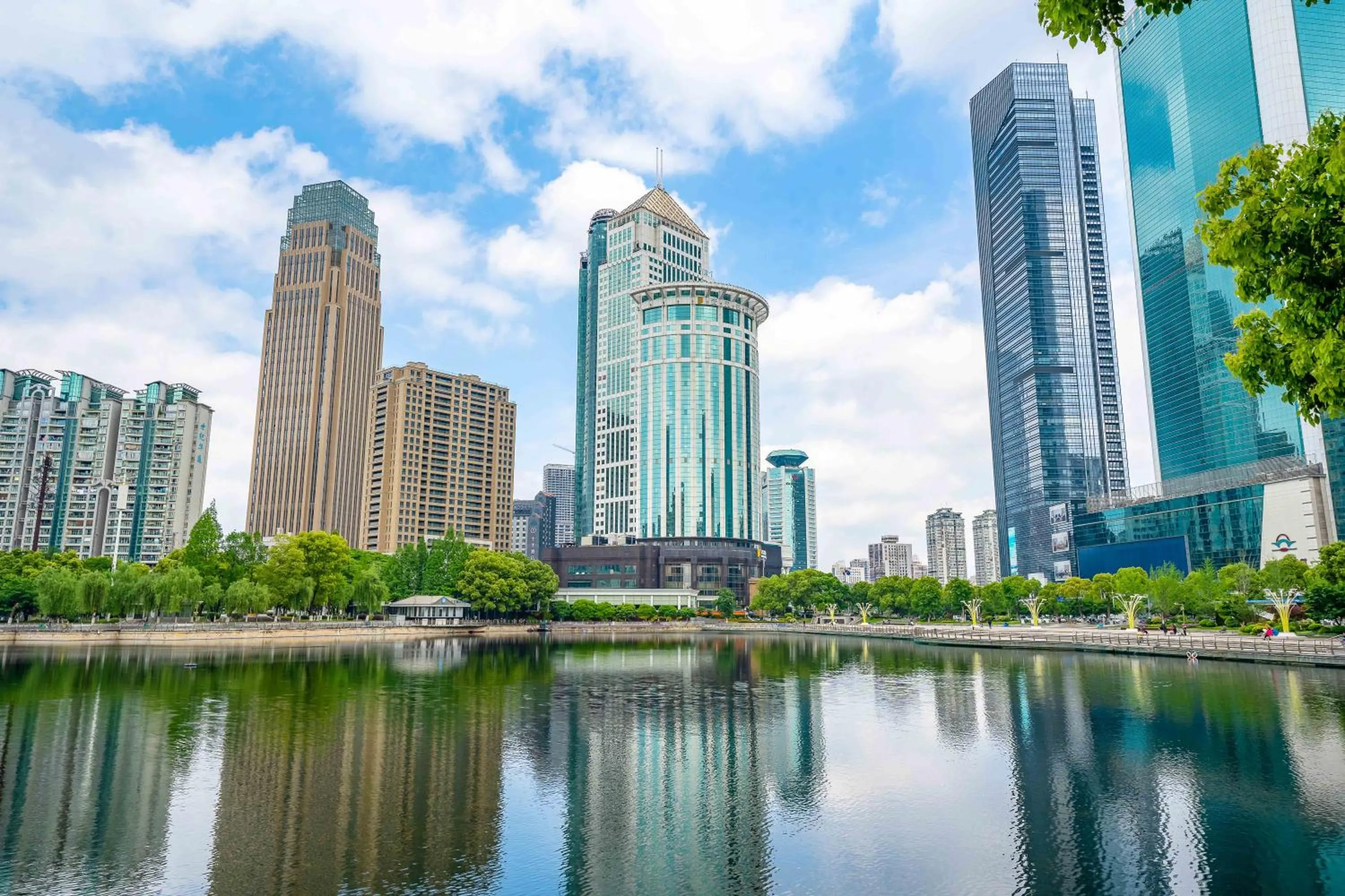 Property building in Wuhan Jin Jiang International Hotel