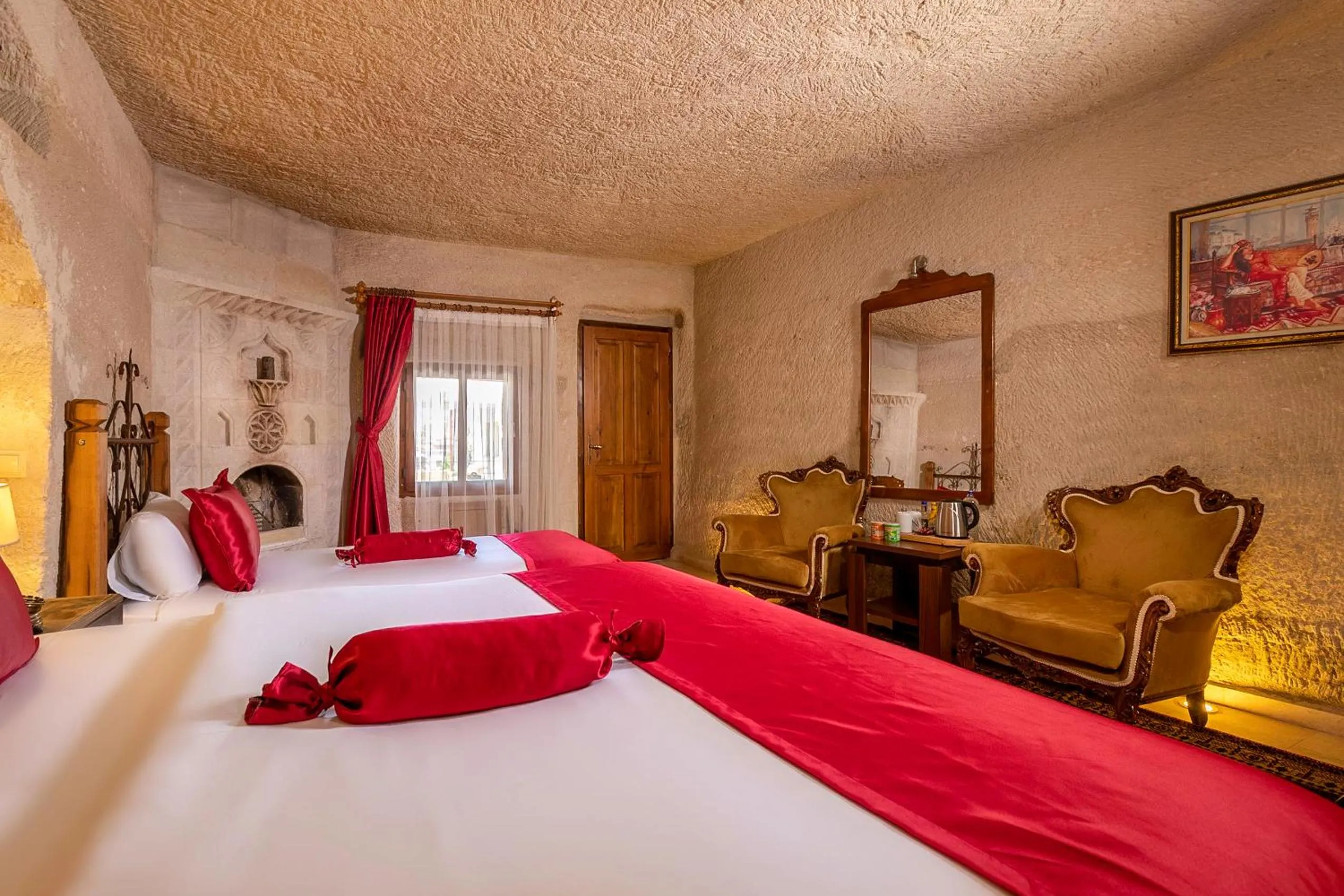 Bed in Helen Cave Suites