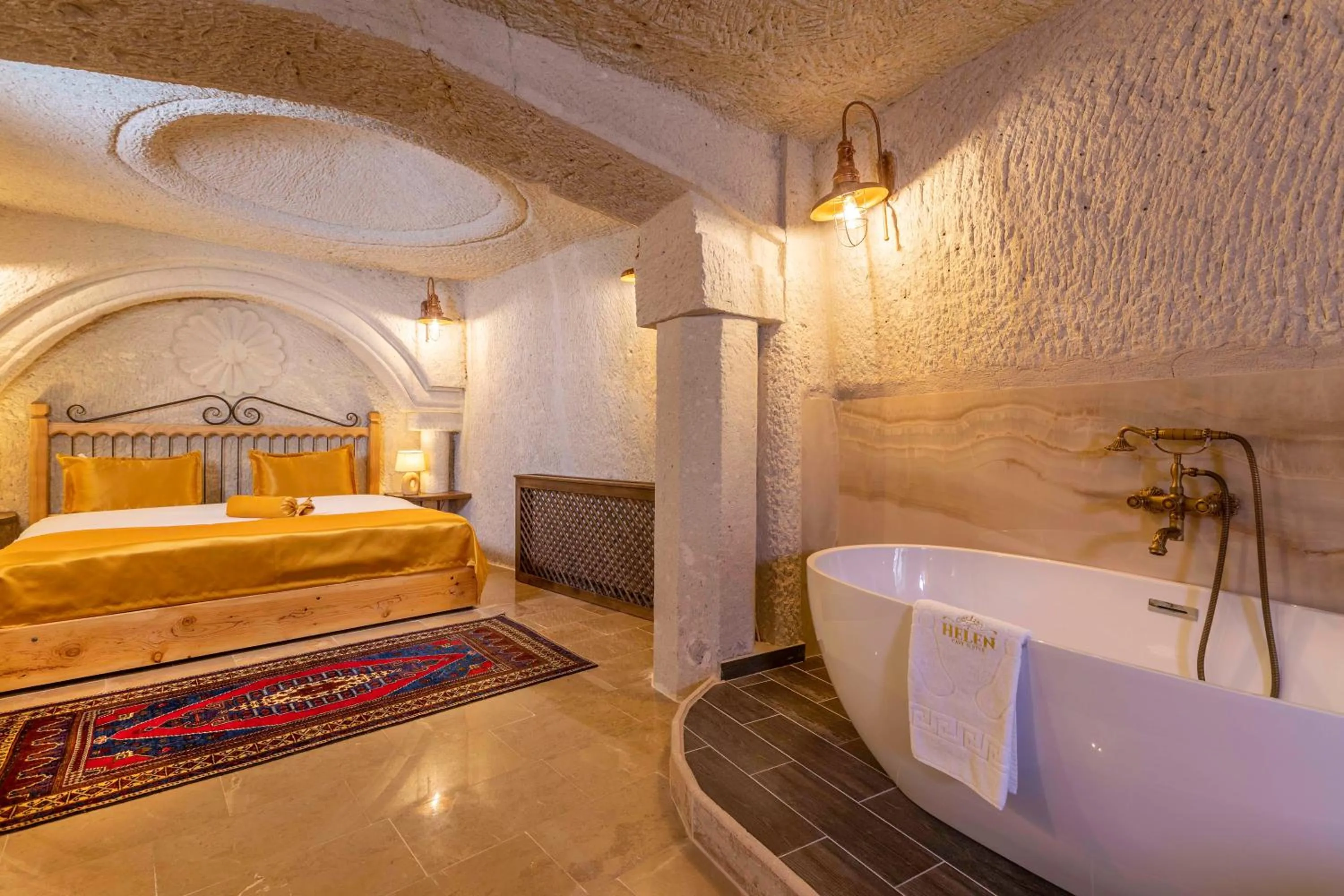 Bath in Helen Cave Suites