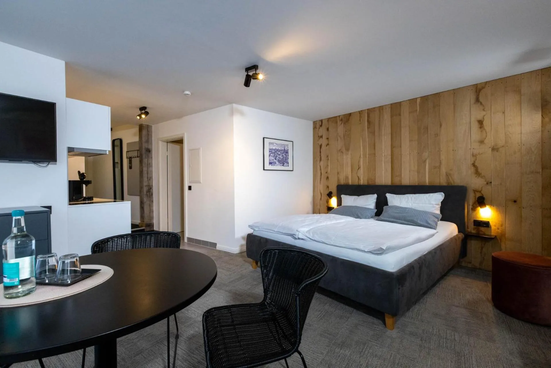 Photo of the whole room, Bed in Wertschätzer Hotel - Krumme Str